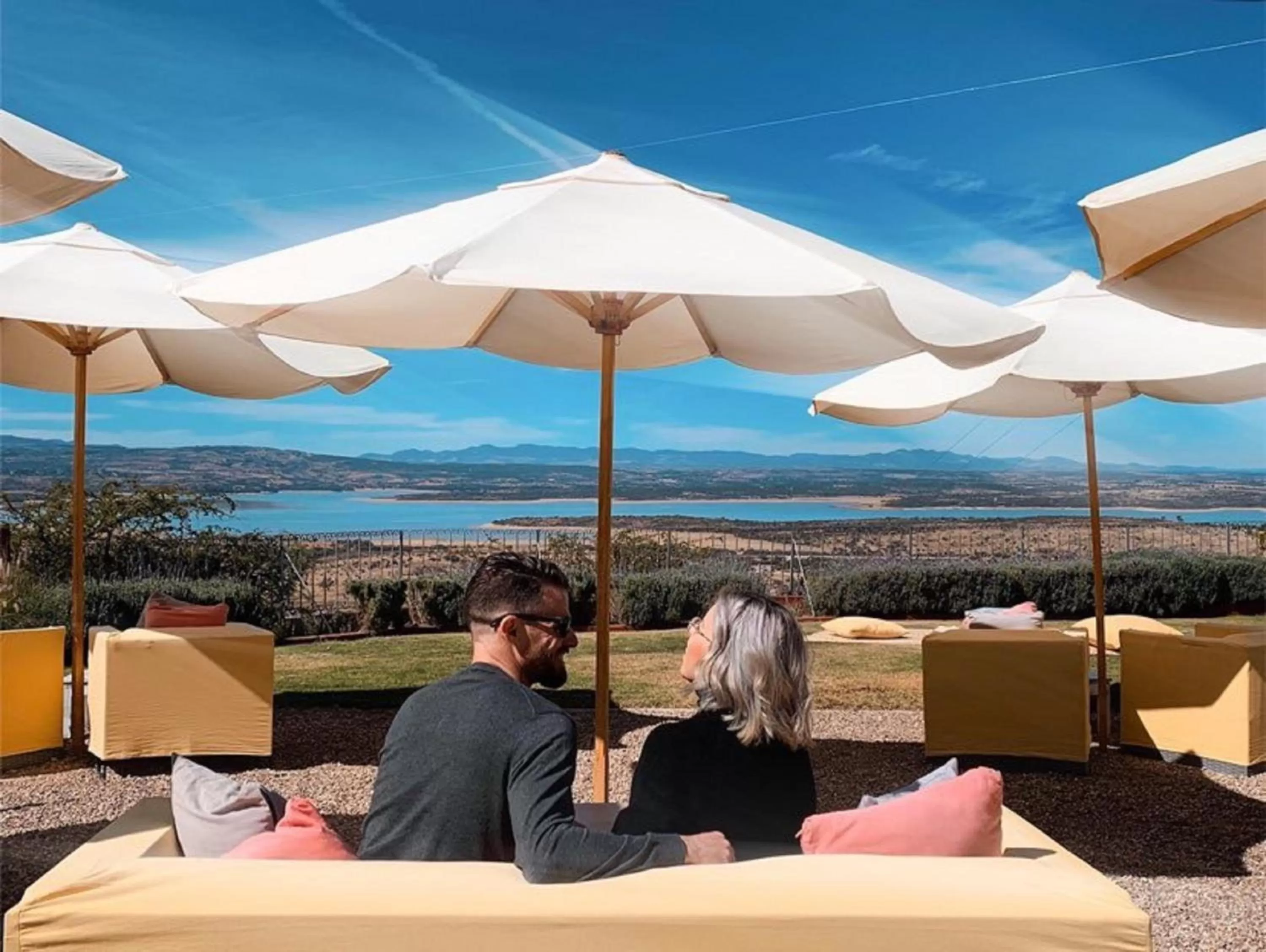 Restaurant/places to eat in View Hotel Boutique