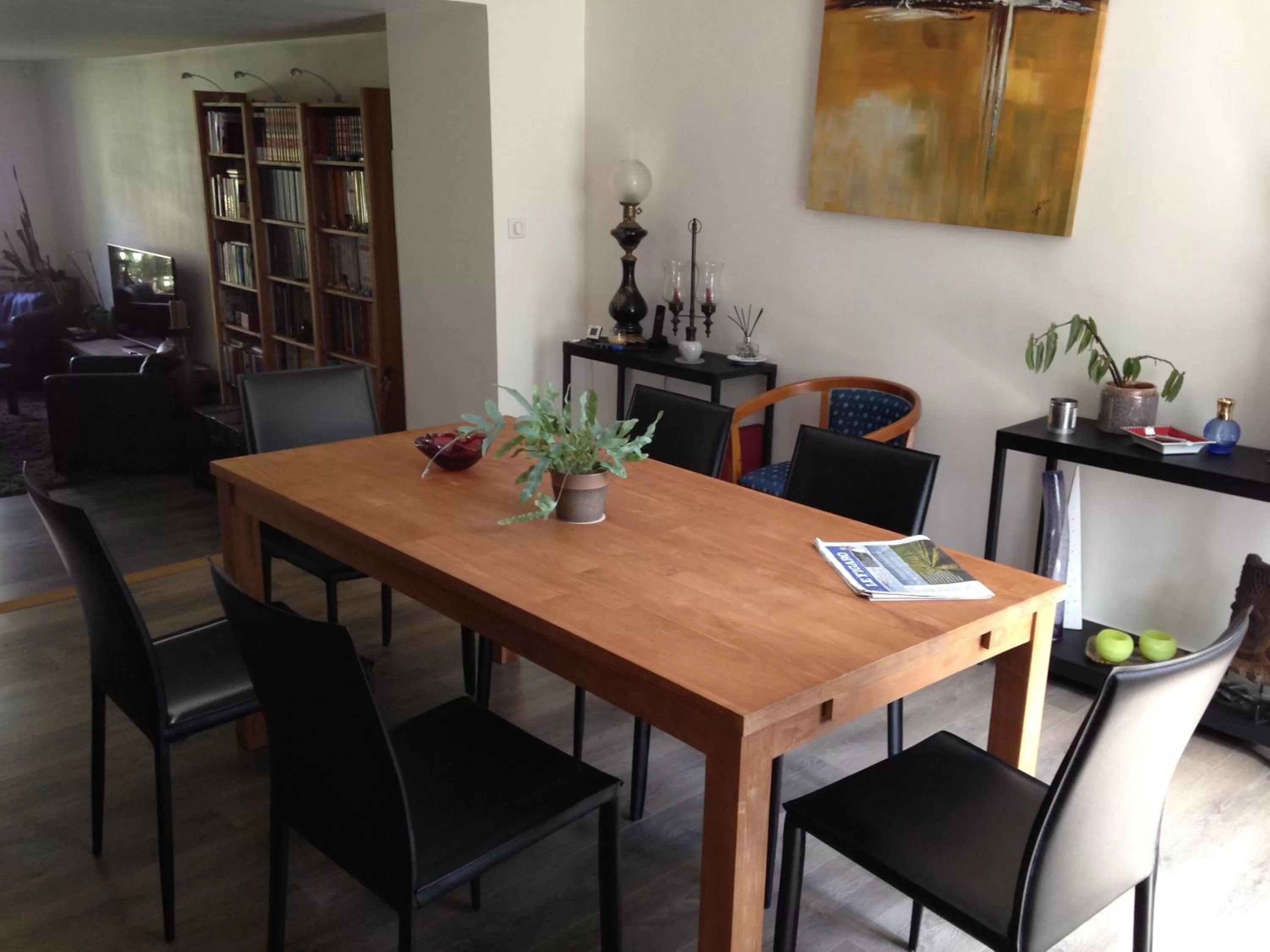 Business facilities, Dining Area in Les Chambres Lauryvan