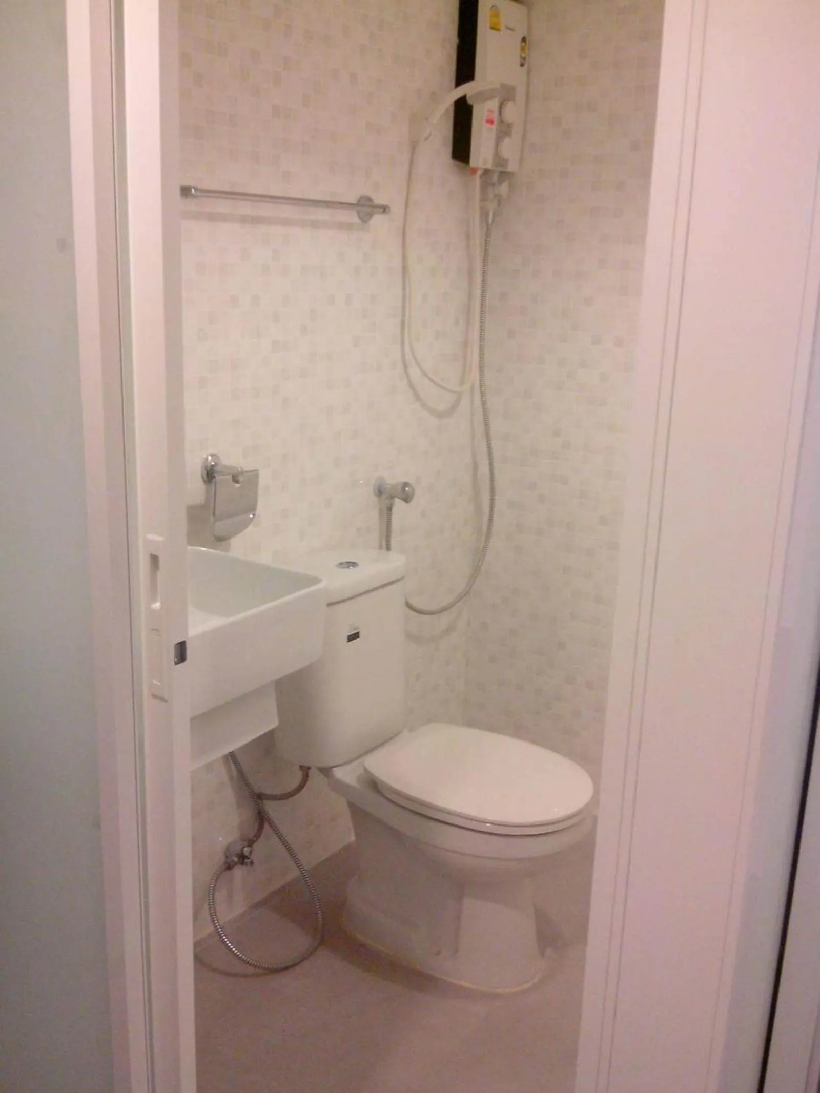 Bathroom in Nantra Ploenchit hotel