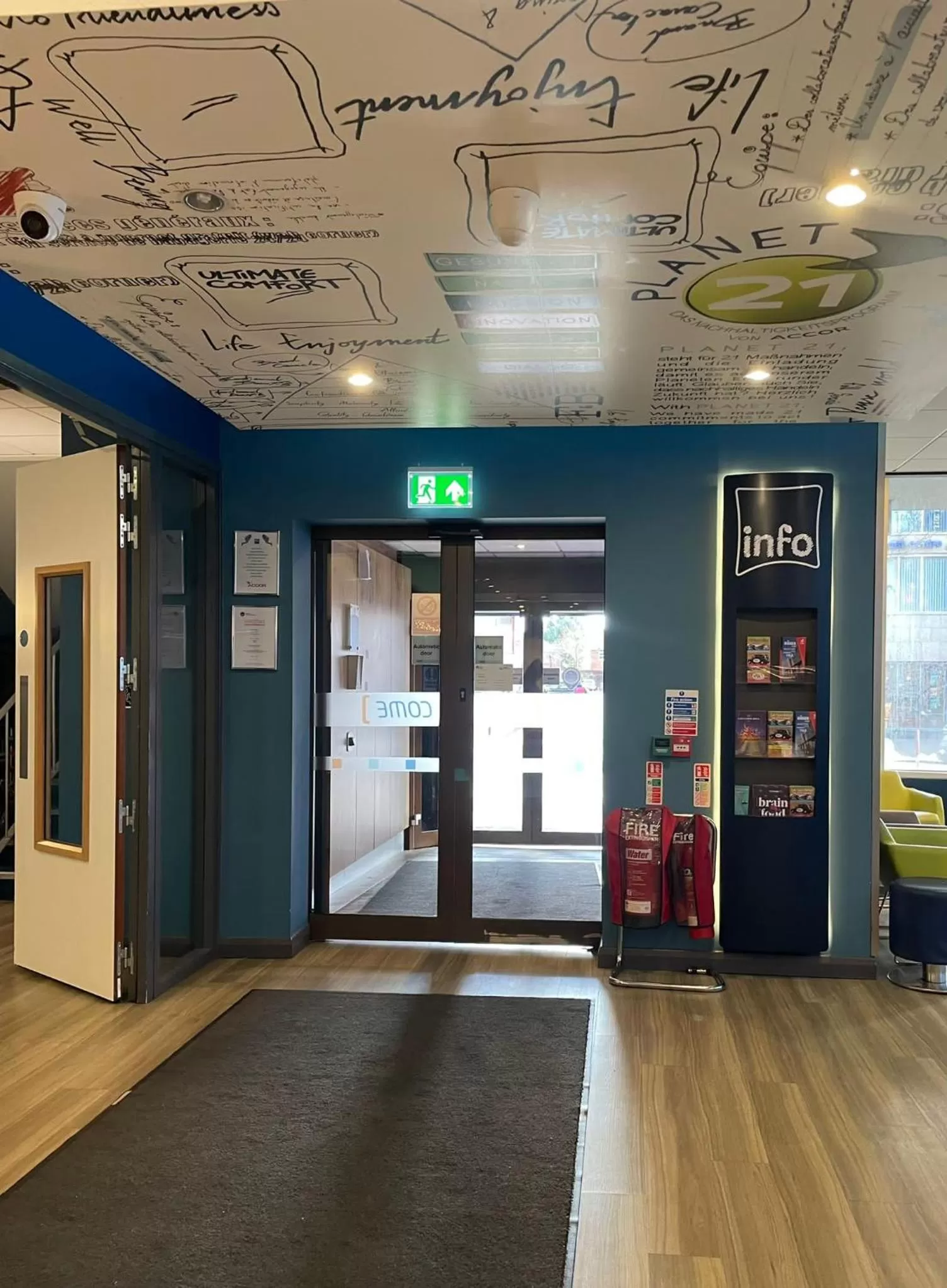 Facade/entrance in ibis budget Belfast City Centre