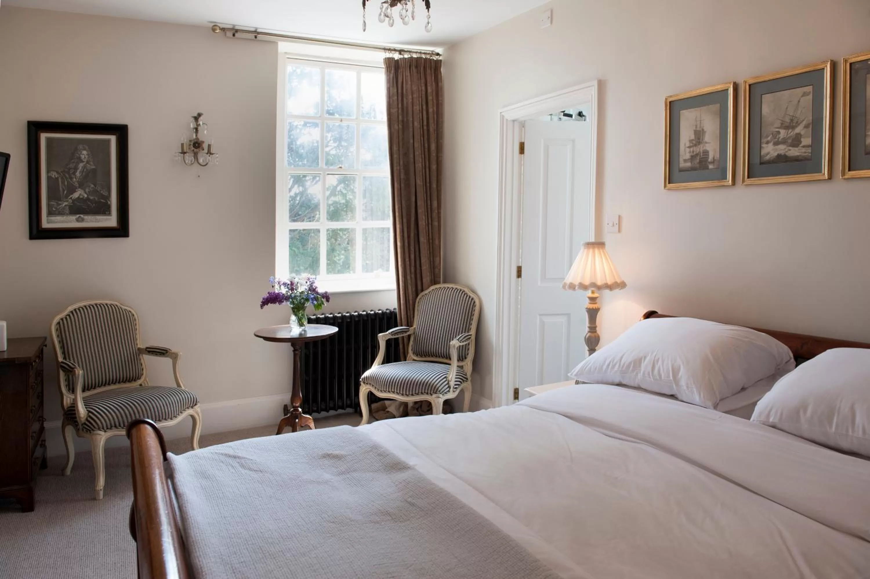 Day, Bed in The Bridge House