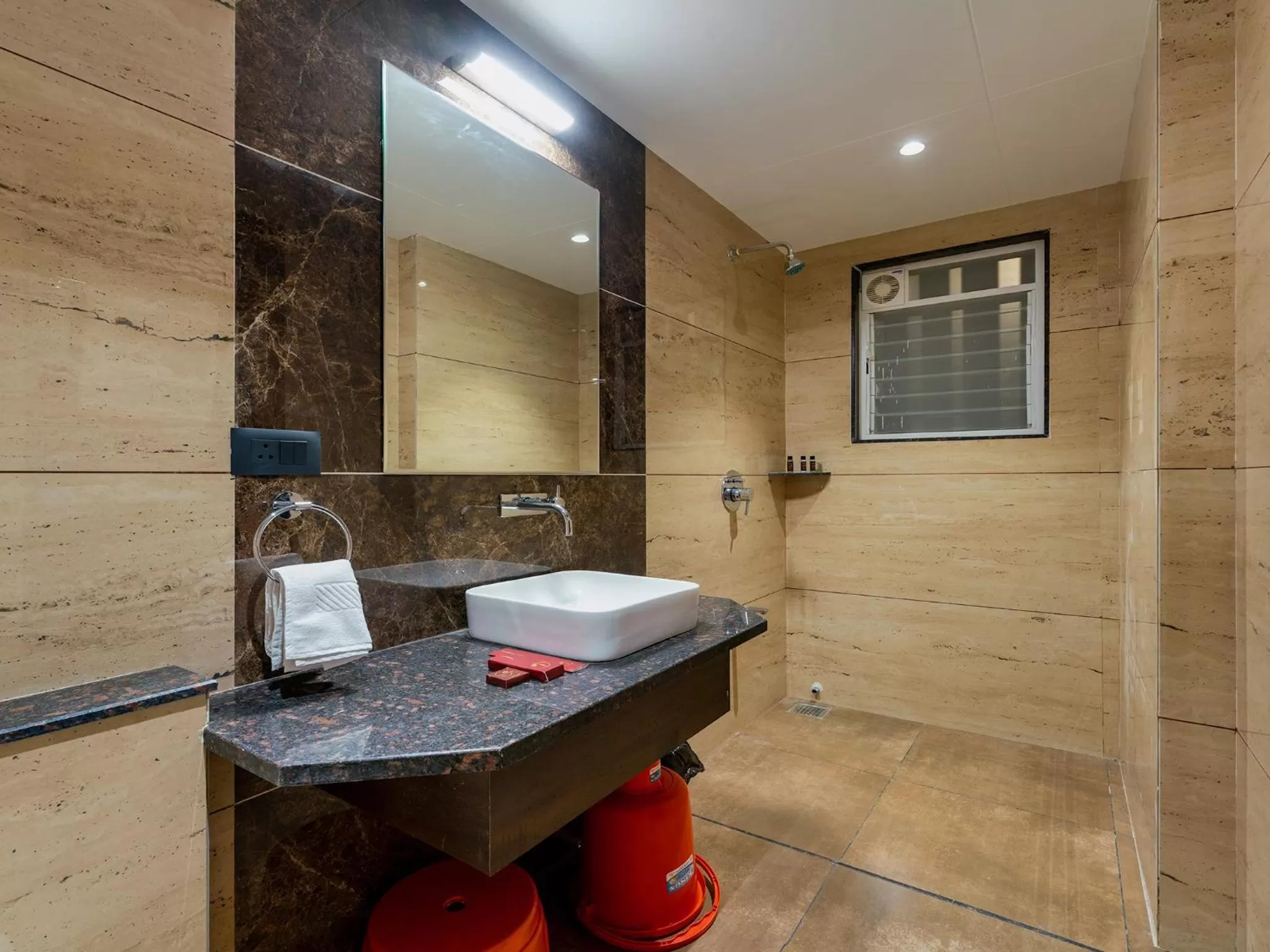 Shower in Golden Leaf Resort