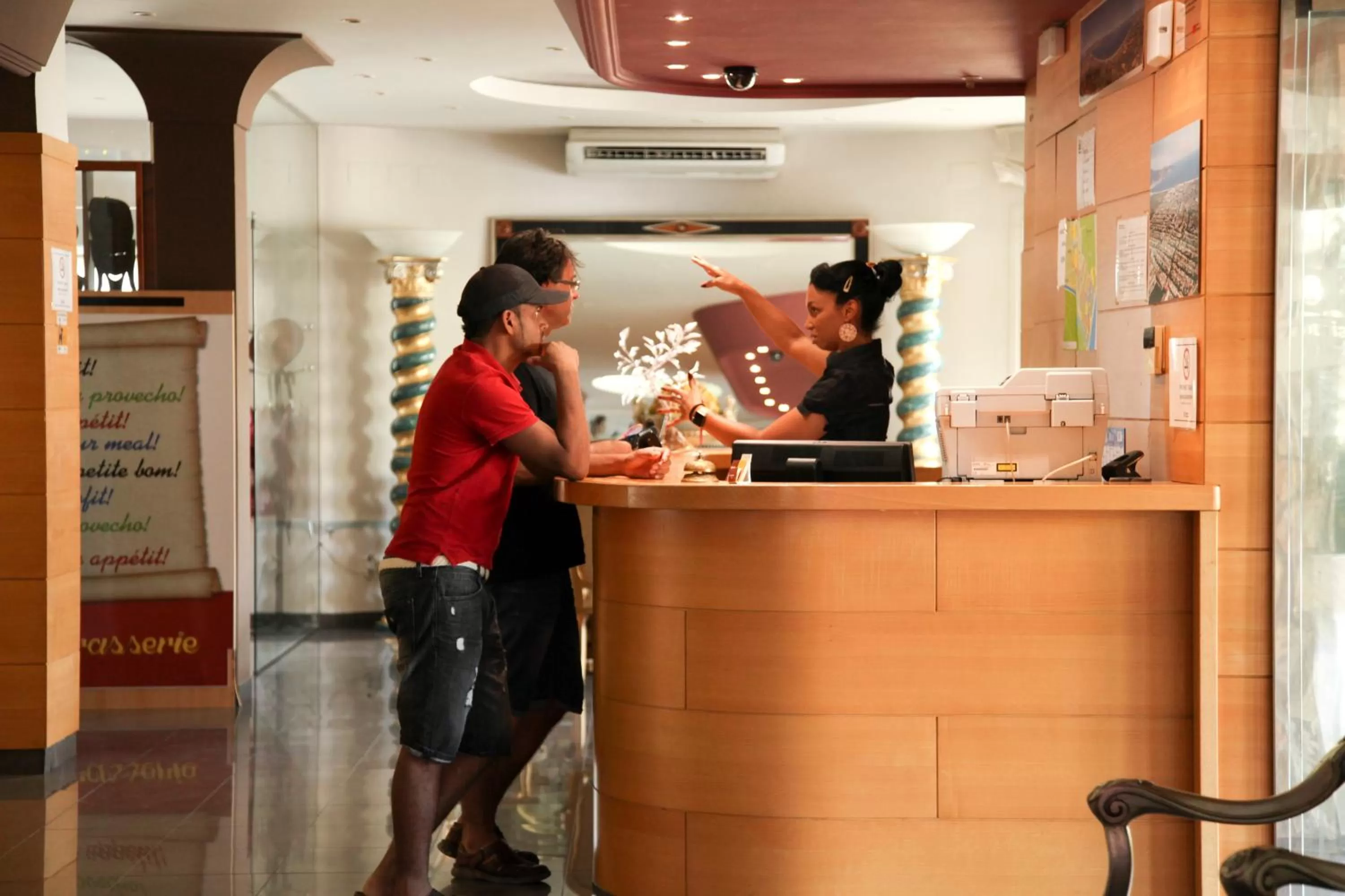 Lobby or reception in Ampuria Inn