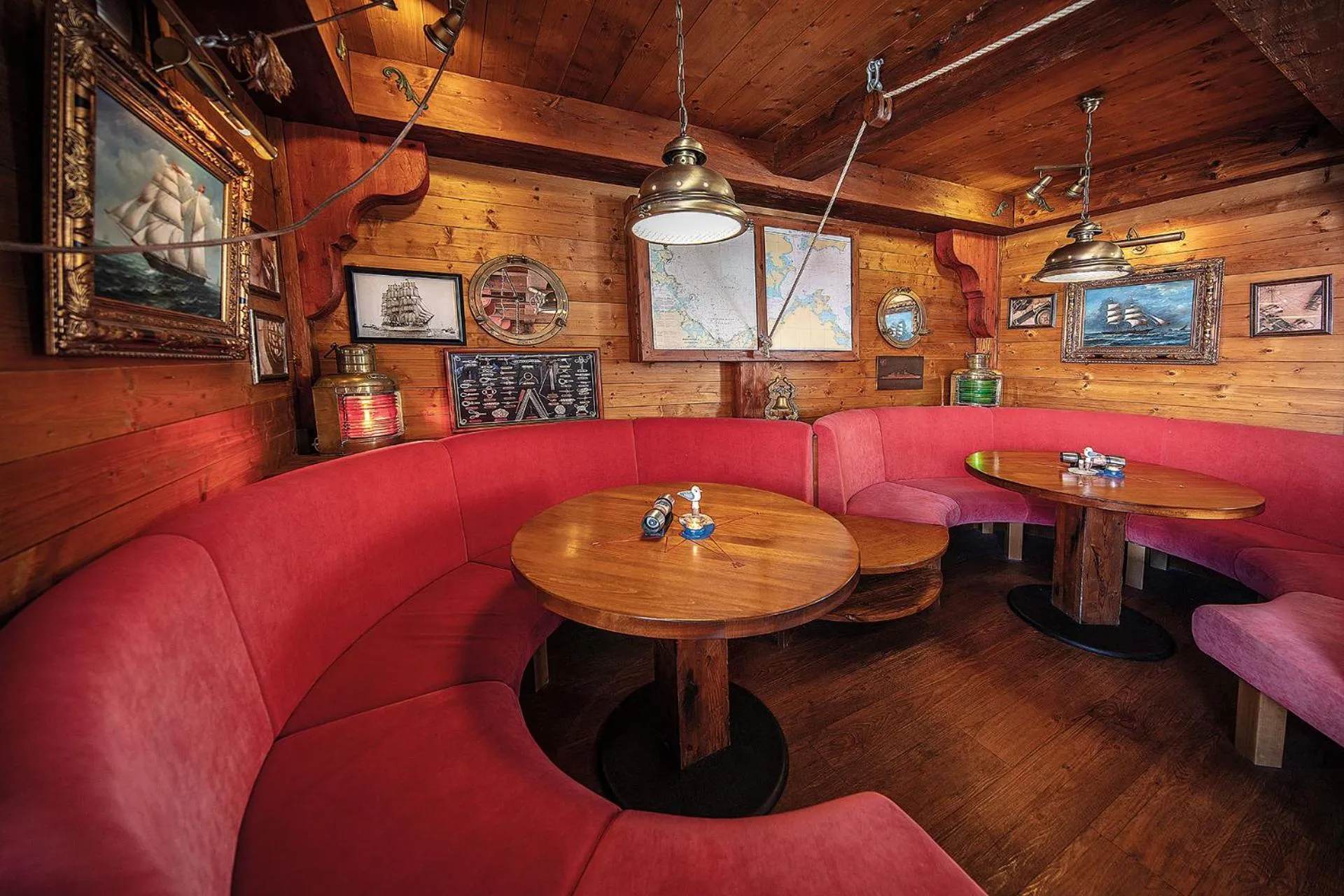 Restaurant/places to eat in Hotel Deutsche Flagge