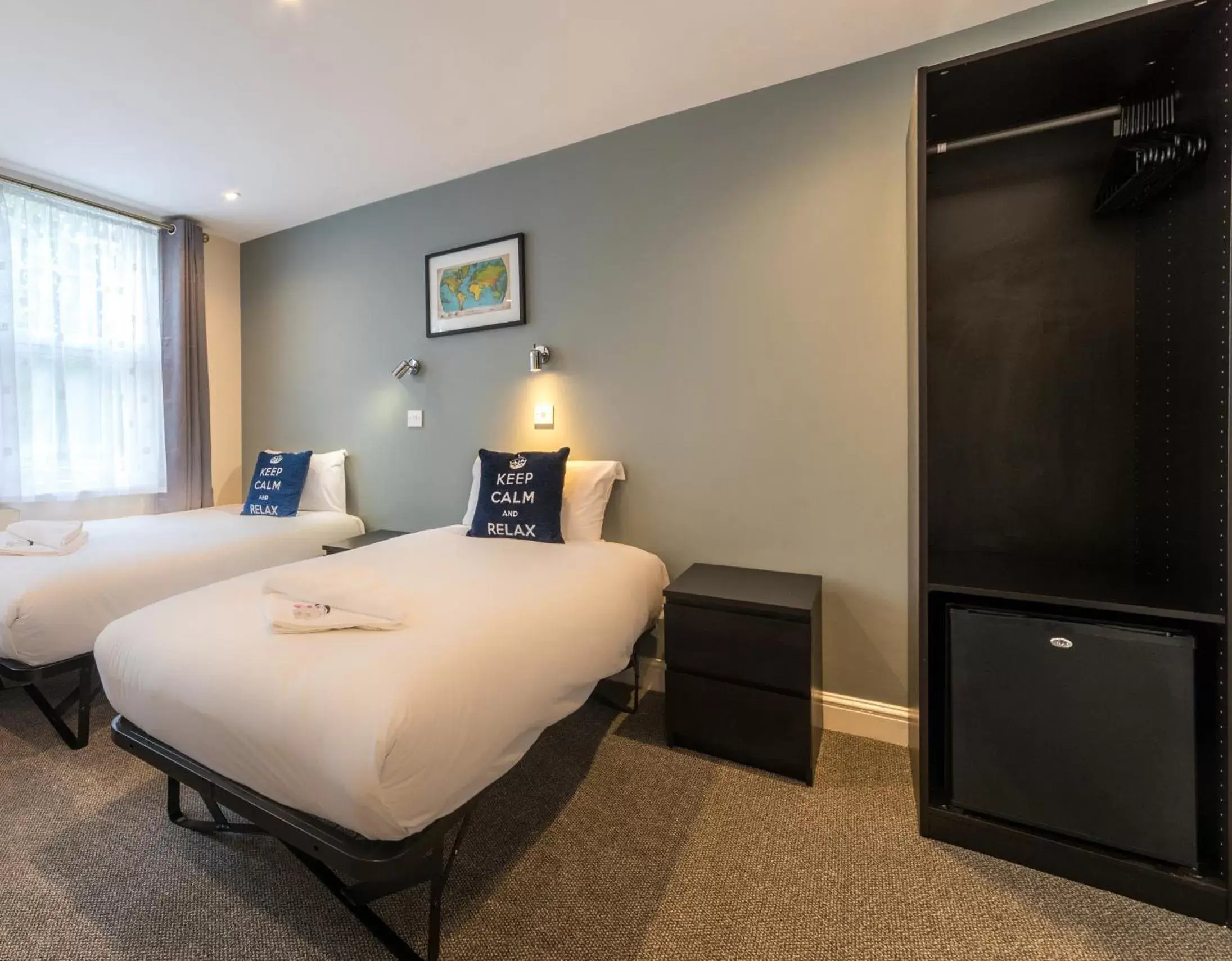 Twin Room with Private Bathroom in Royal London Hotel By Saba Twin Room with Private Bathroom in Royal London Hotel By Saba