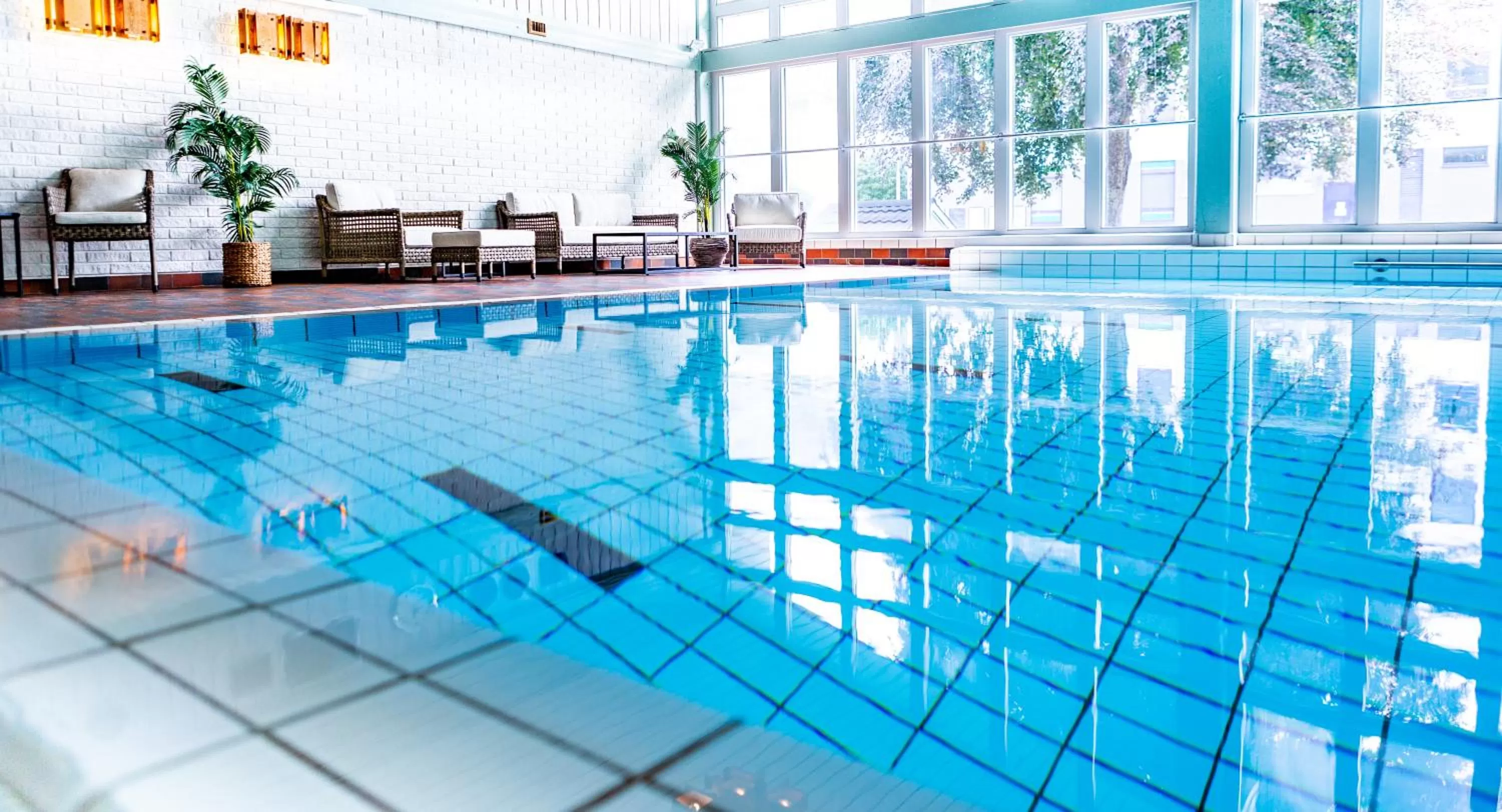 Swimming pool in Dreges Hotell - by Classic Norway Hotels