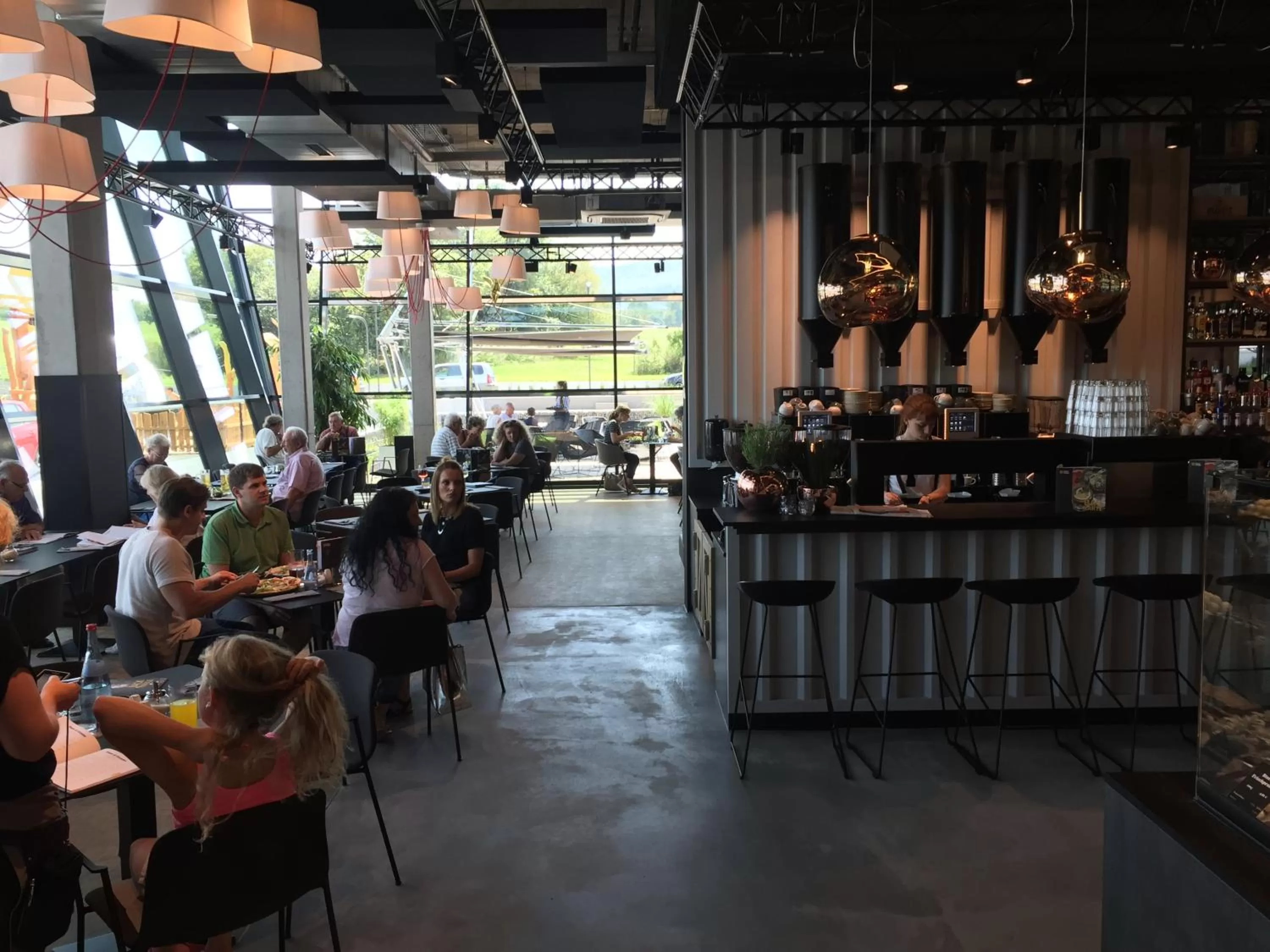 Continental breakfast, Restaurant/Places to Eat in bäck stage