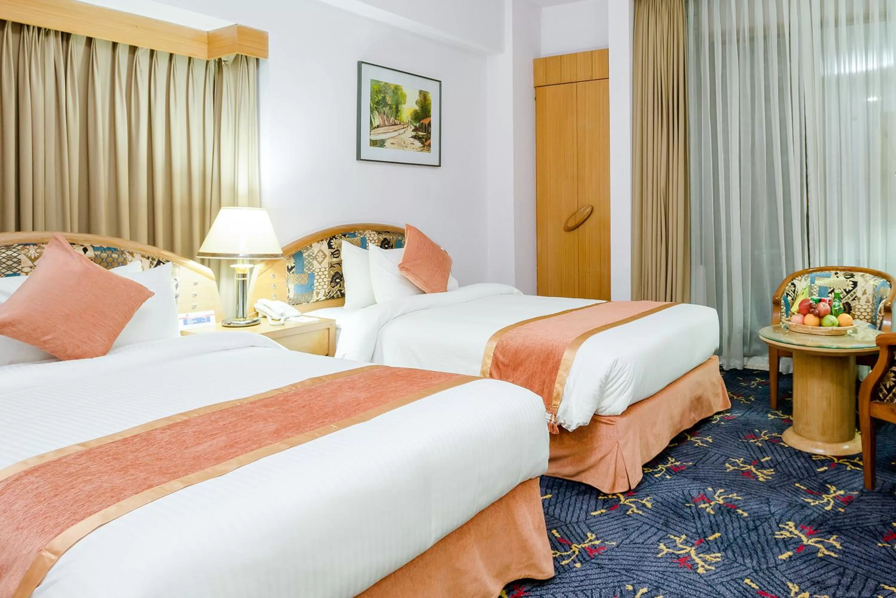 Bed in HOTEL LAKE CASTLE - Parkview