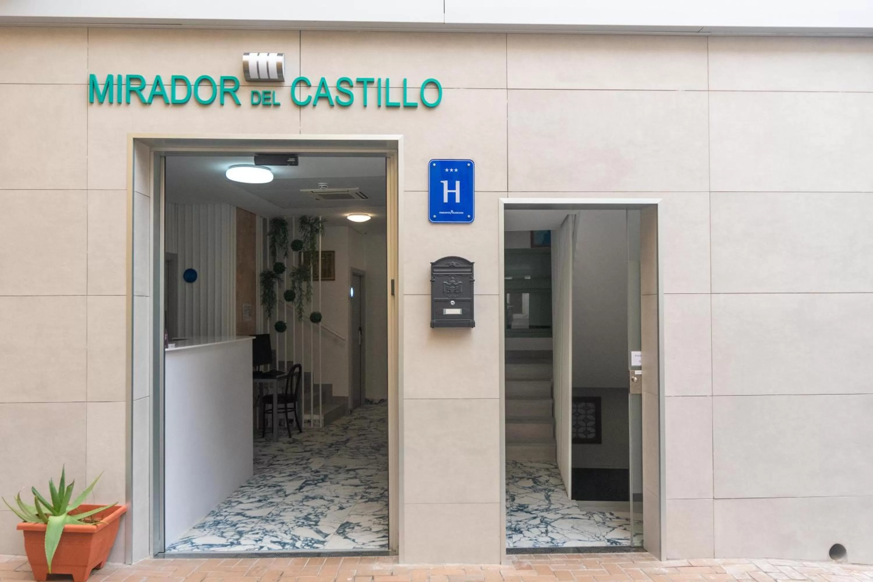 Lobby or reception in NR Mirador del Castillo