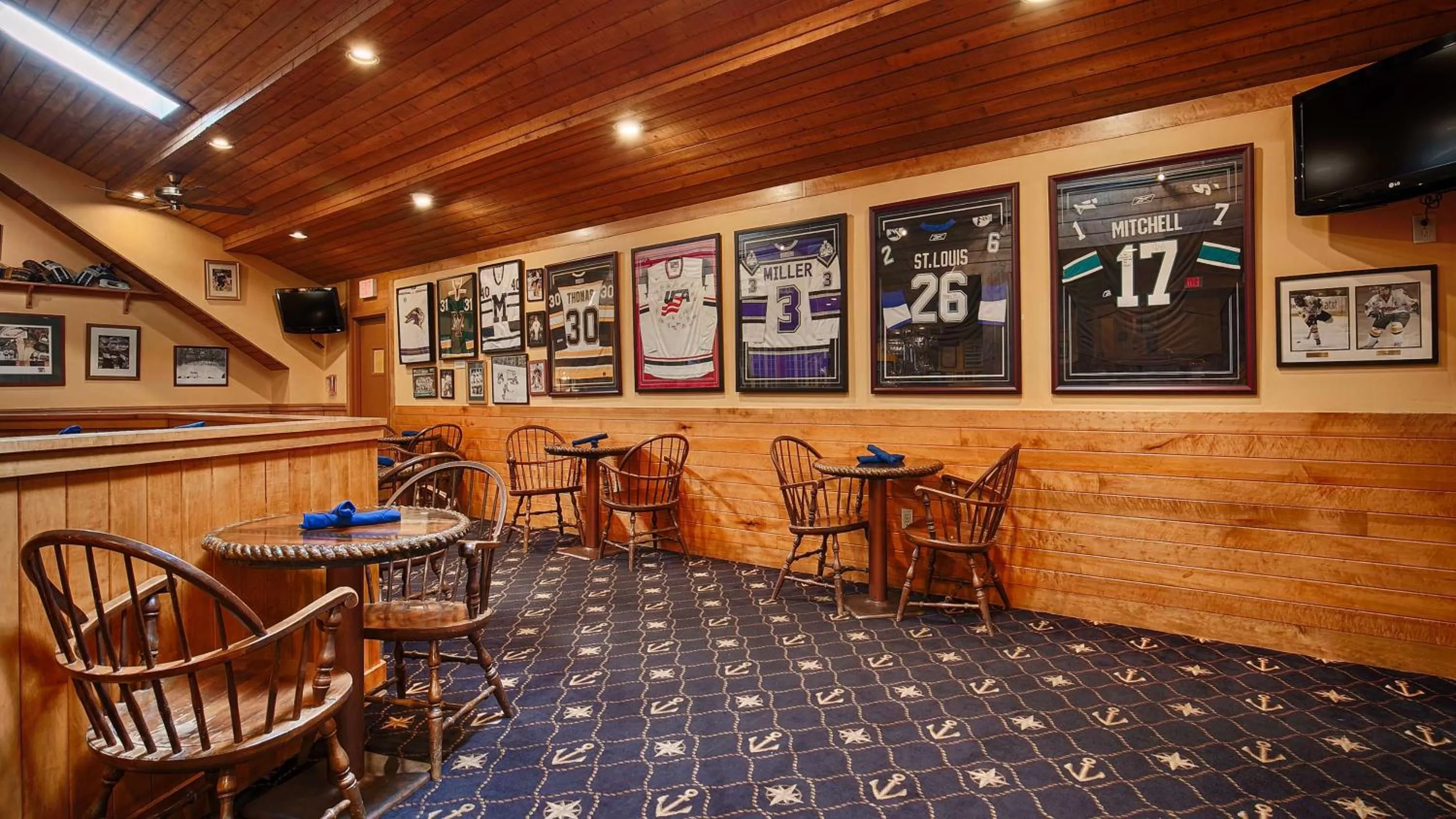 Lounge or bar in Best Western Plus Windjammer Inn & Conference Center