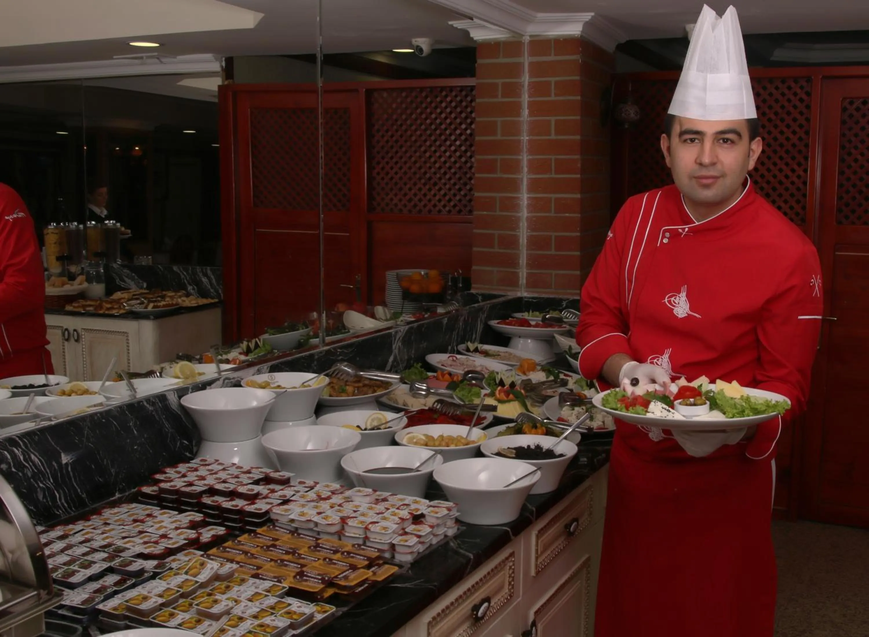 Restaurant/places to eat in Seher HOTEL