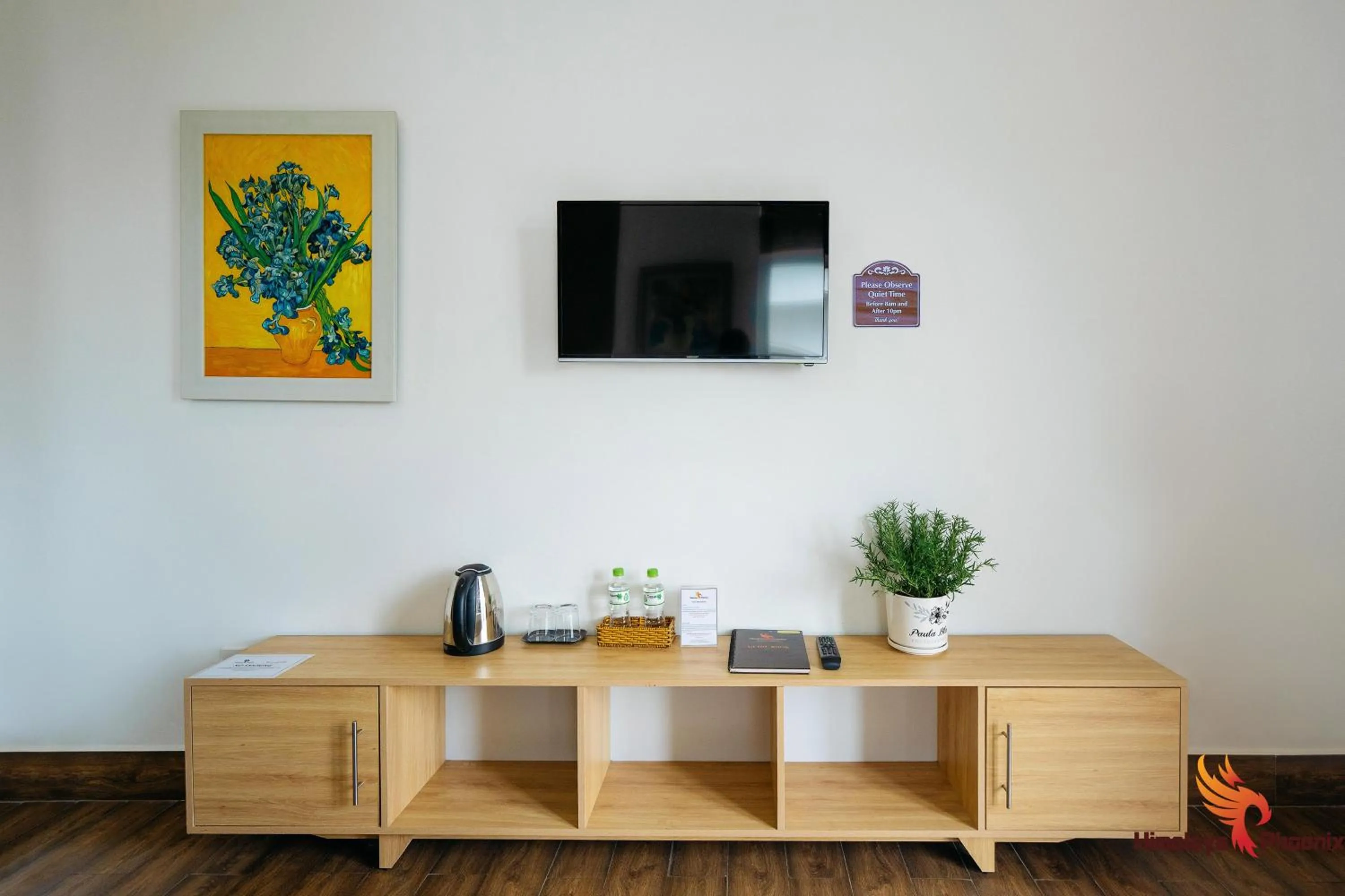 Photo of the whole room, TV/Entertainment Center in Himalaya Phoenix Hotel
