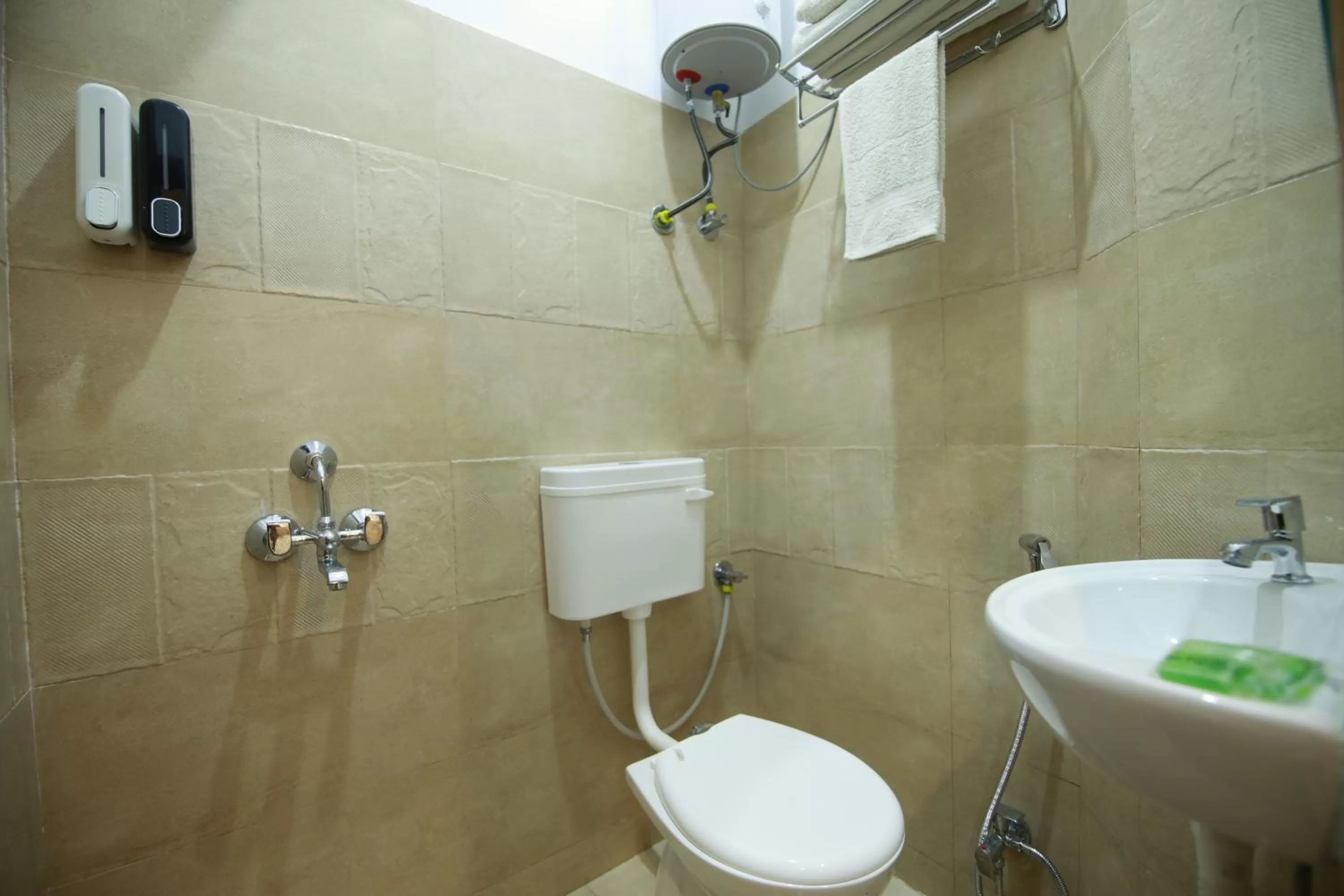 Bathroom in Hotel Casa by the lake
