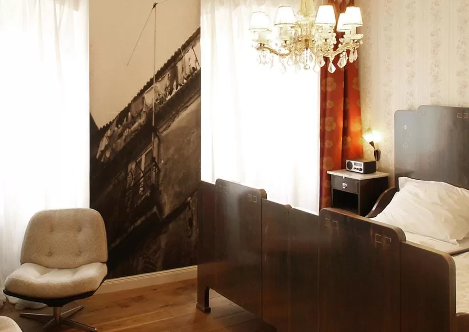 Photo of the whole room in Hotel Lux