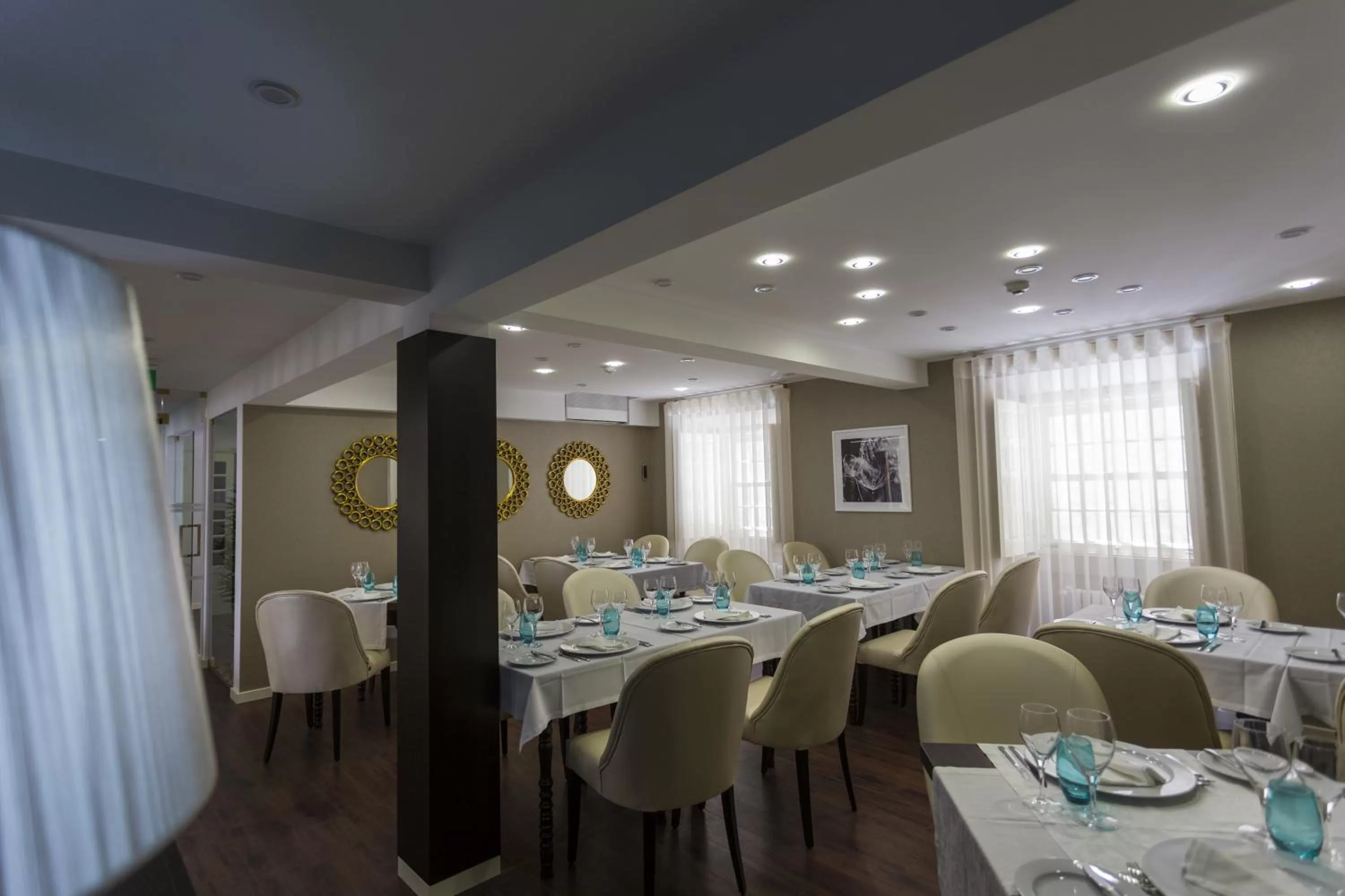 Restaurant/places to eat in Josefa D`Obidos Hotel