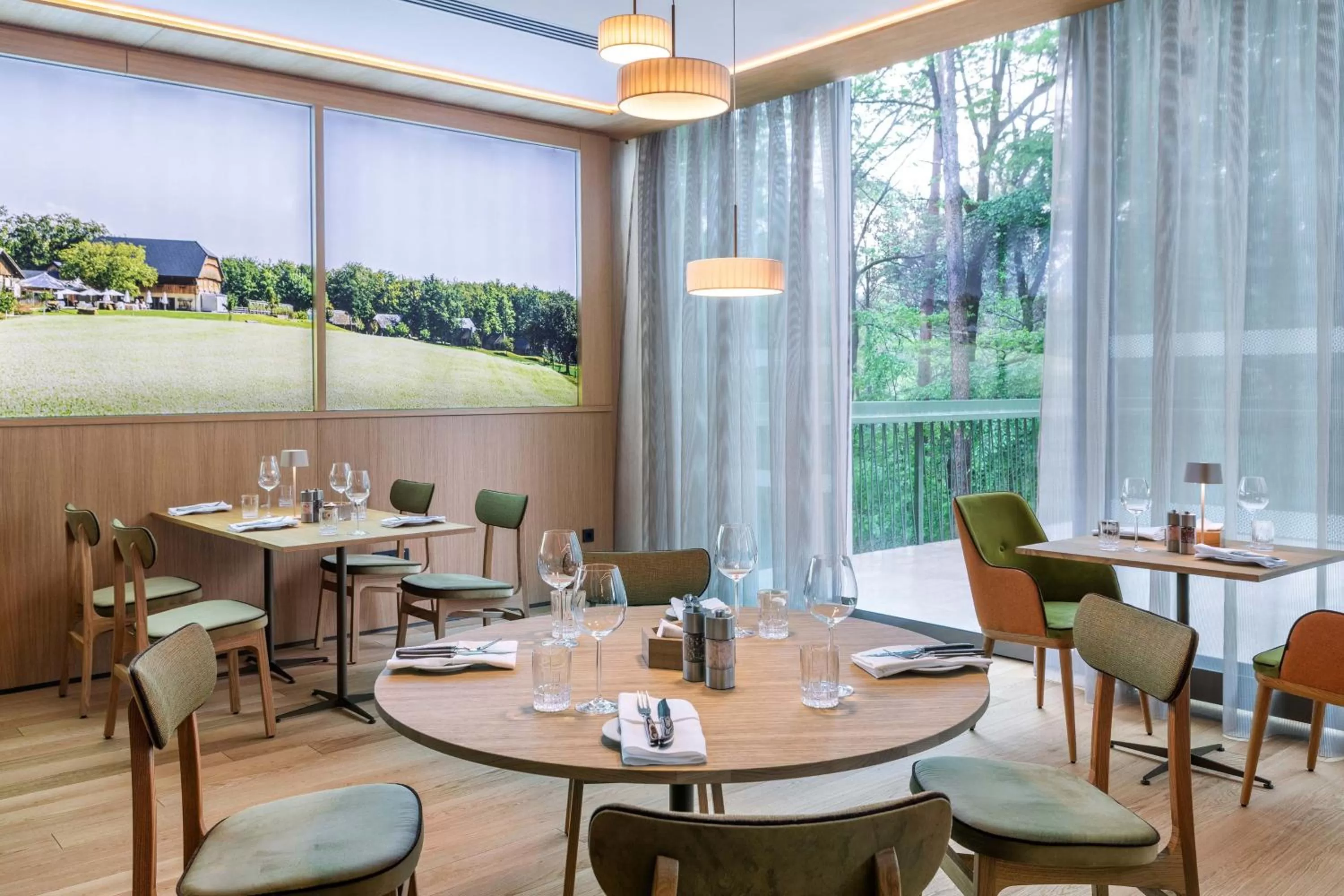 Restaurant/places to eat in Four Points by Sheraton Ljubljana Mons