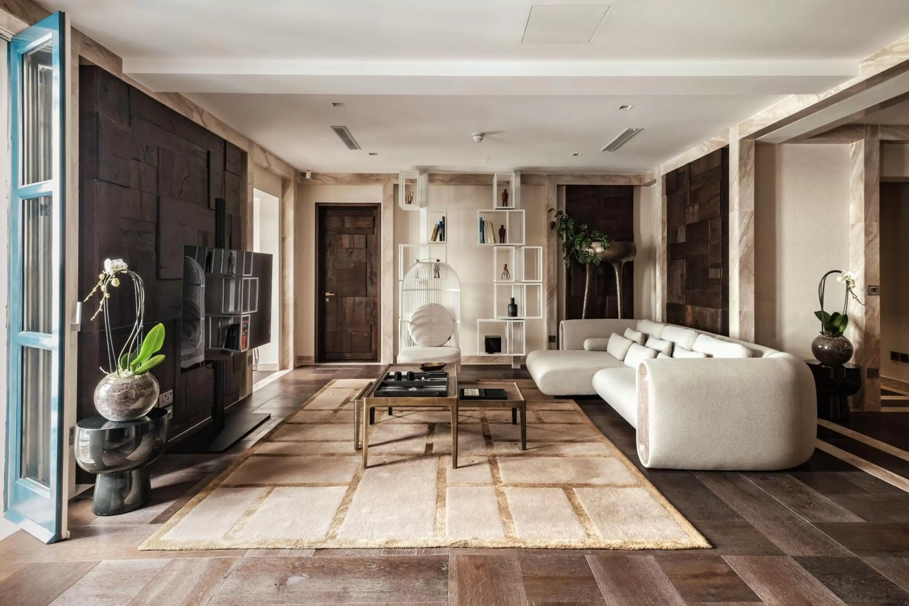 Living room in Iniala Harbour House