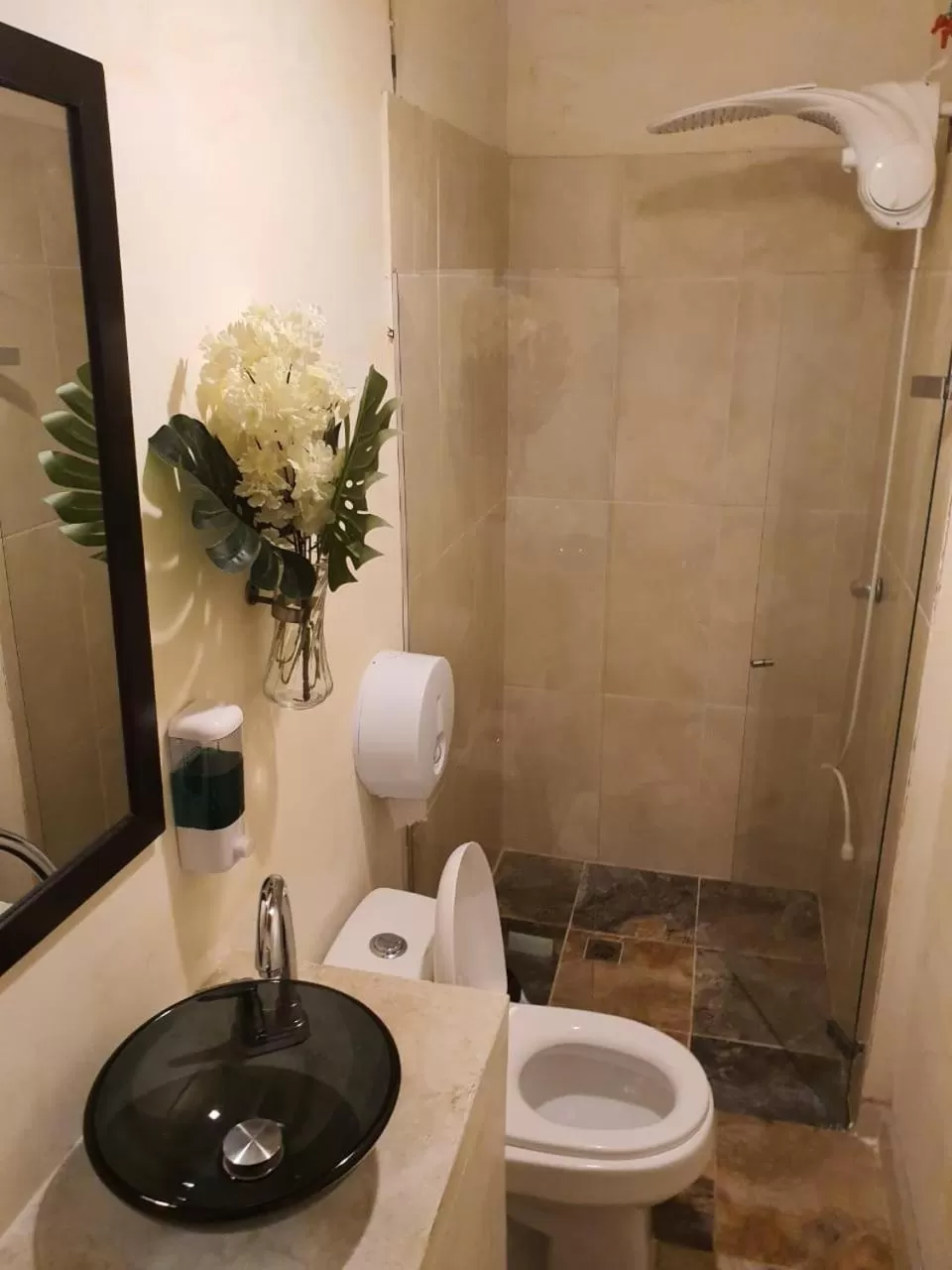Bathroom in HOTEL BOUTIQUE EL FARO BY AROMAX