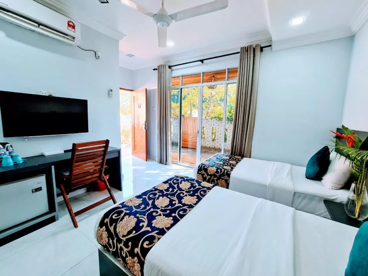 TV/Entertainment Center in Airis Sanctuary Resort