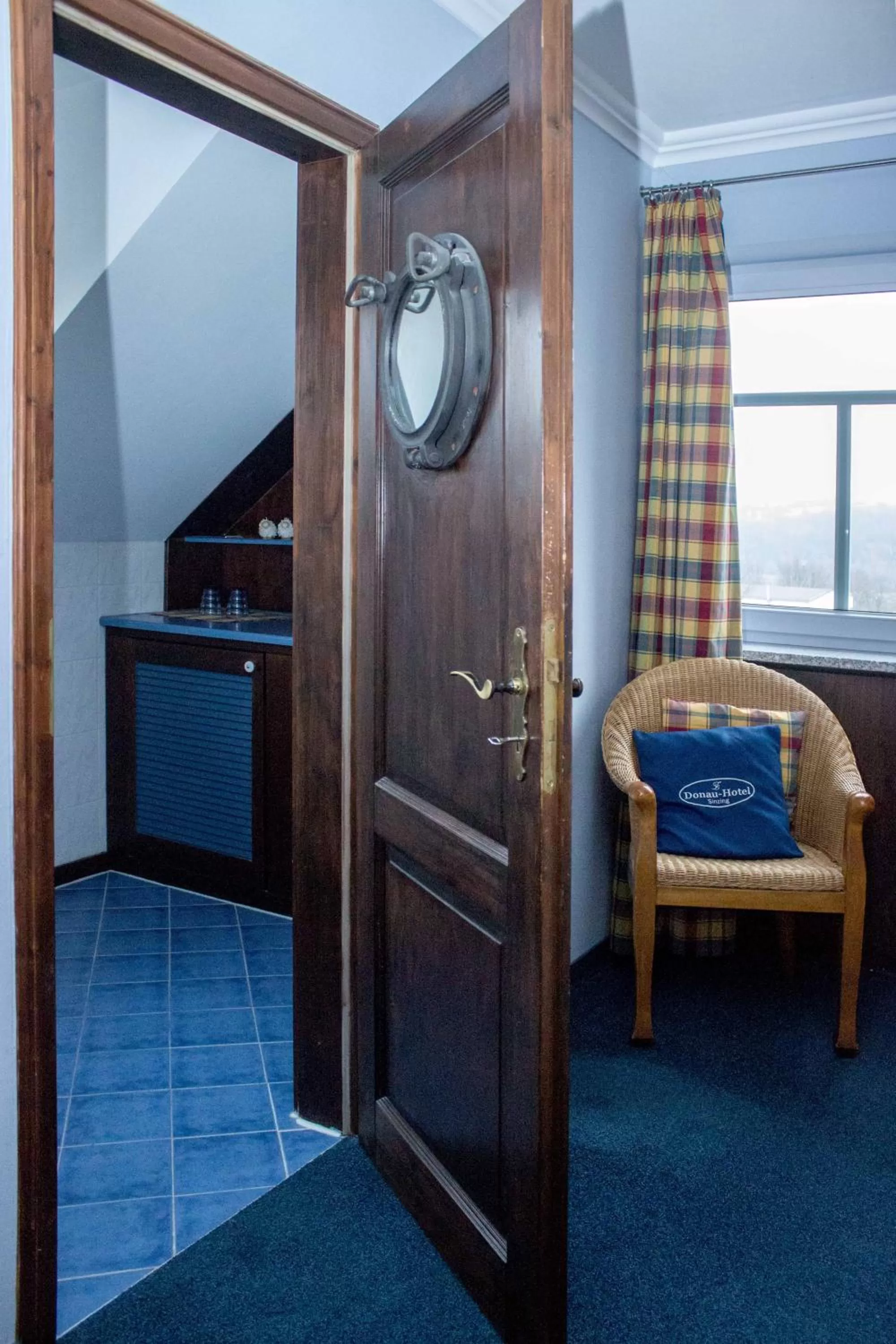 Photo of the whole room, Bed in Donau-Hotel