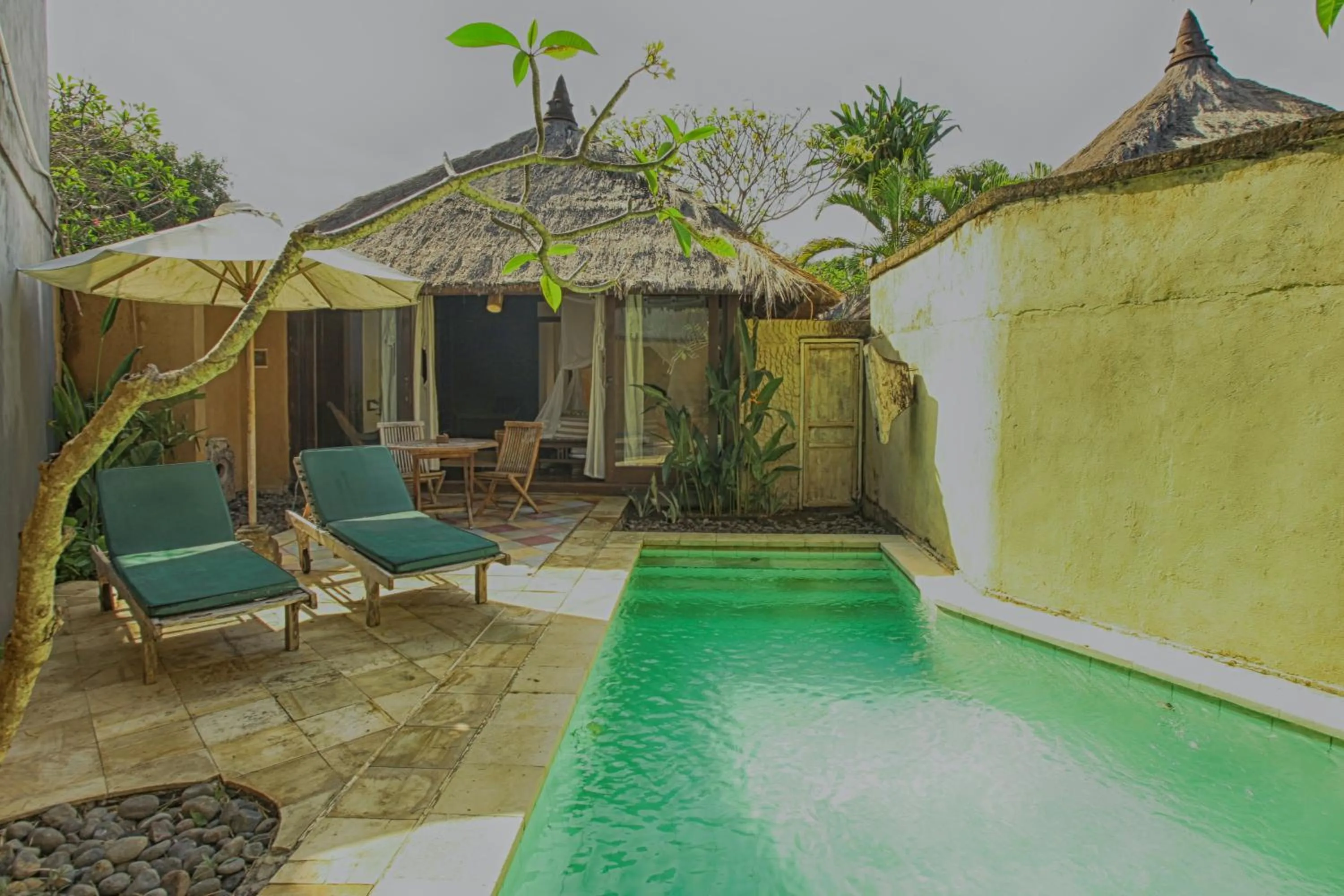 Property building in Visakha Sanur by Puri Signatures