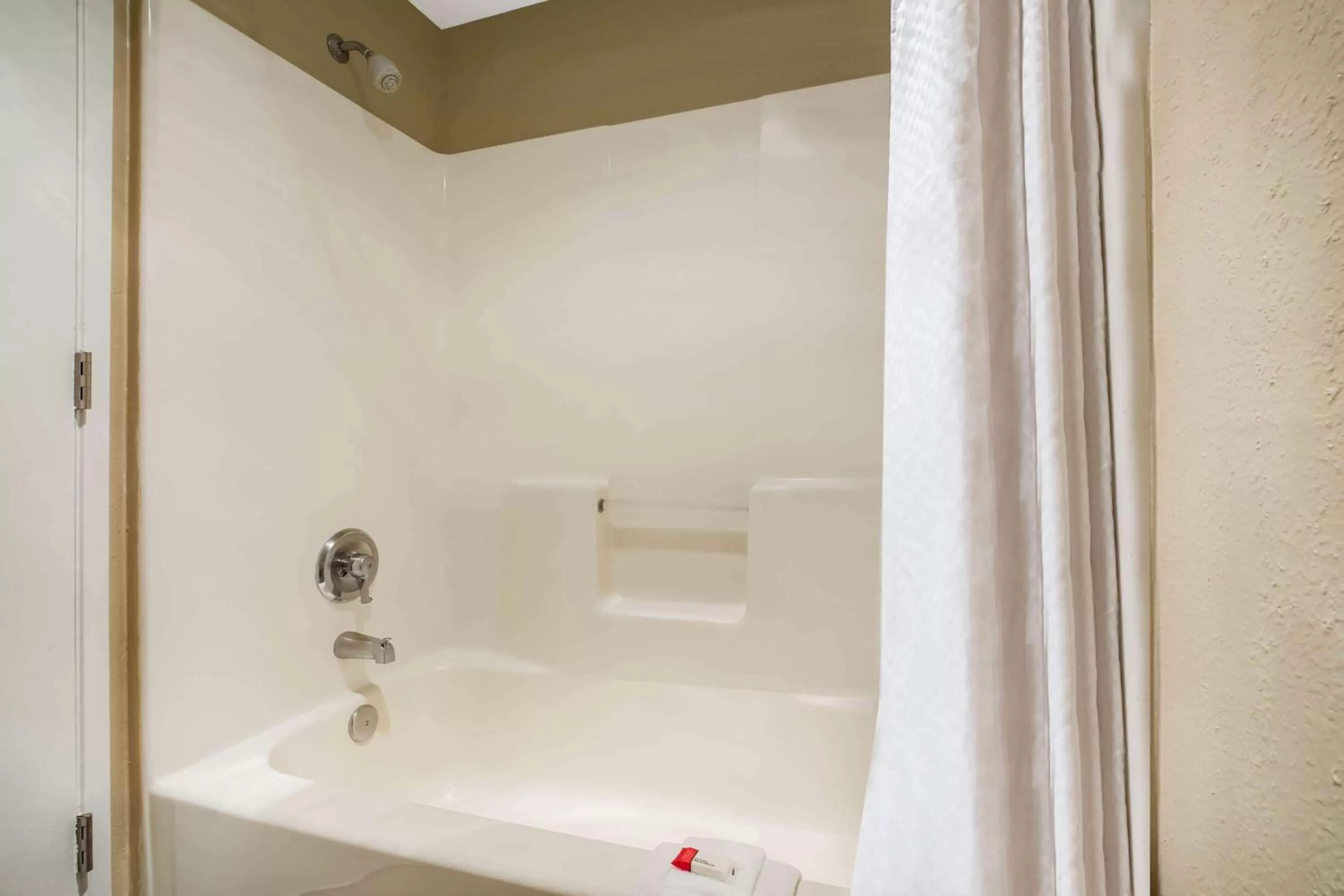 Bathroom in Baymont by Wyndham Tri-Cities/Kennewick WA