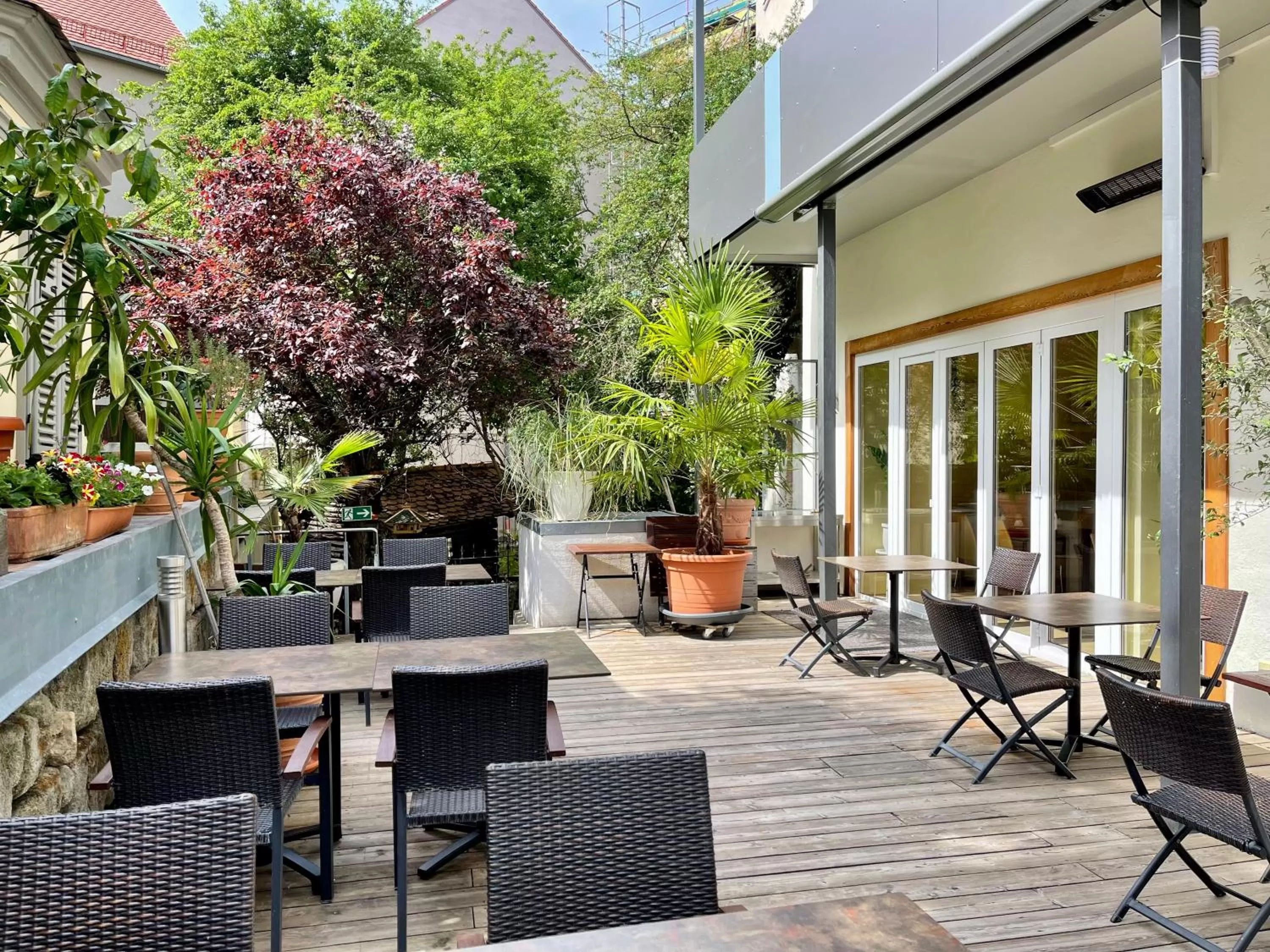 Property building in Hotel Central