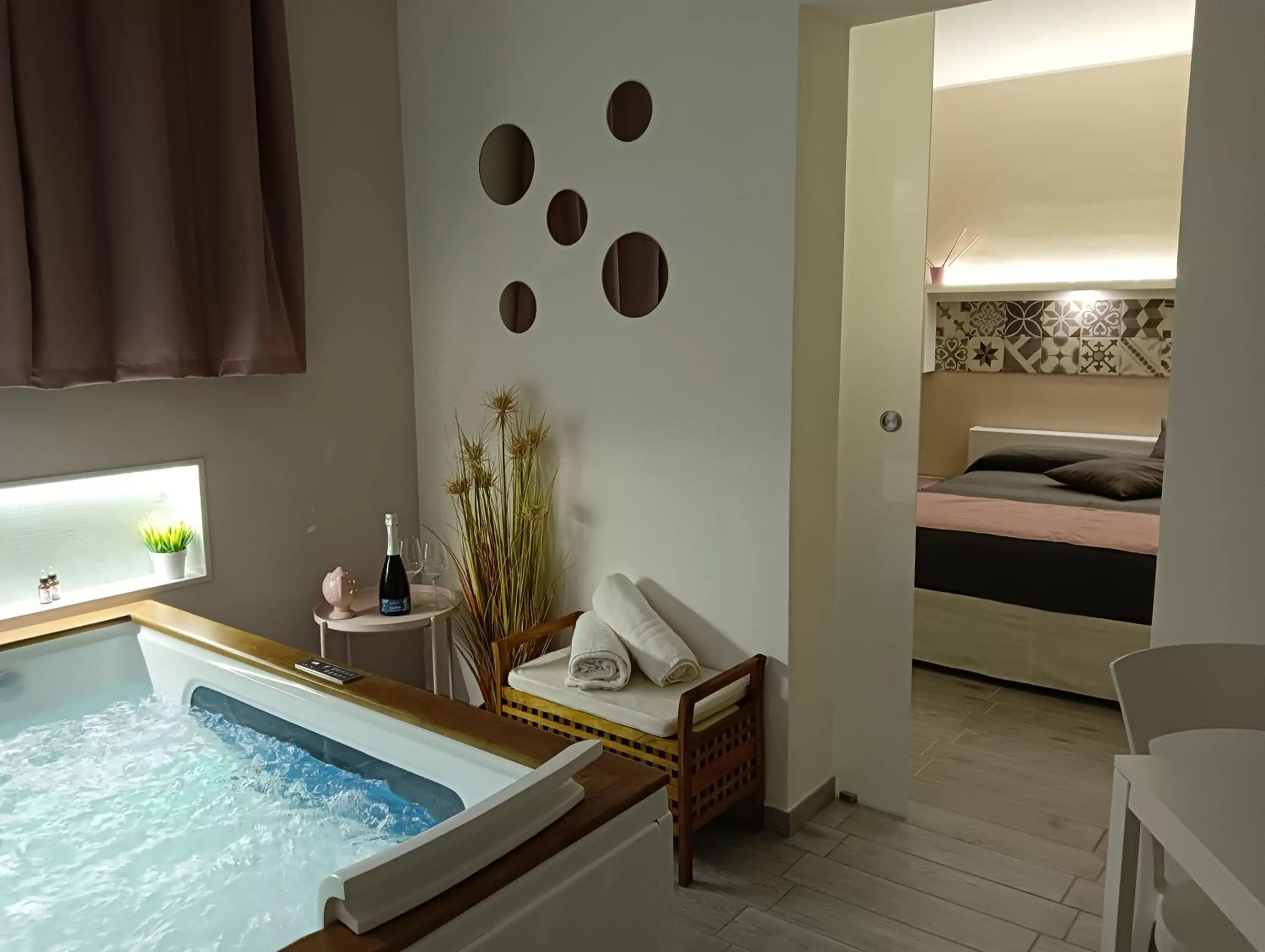 Hot Tub, Bed in Signorino Eco Resort & Spa