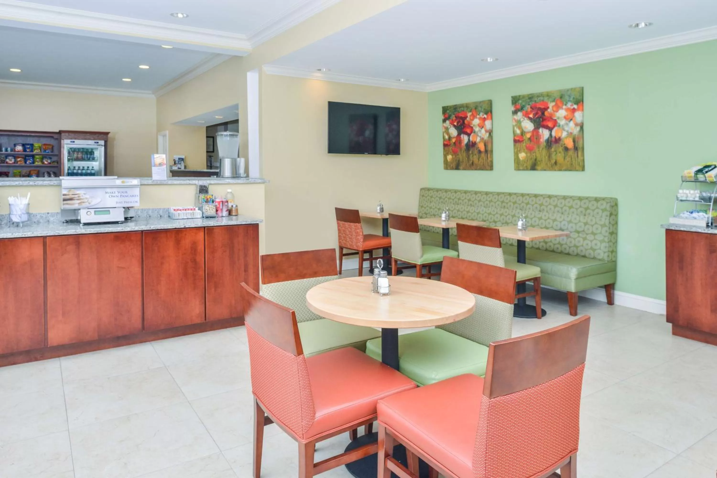 Restaurant/places to eat in The Inn on Storrs