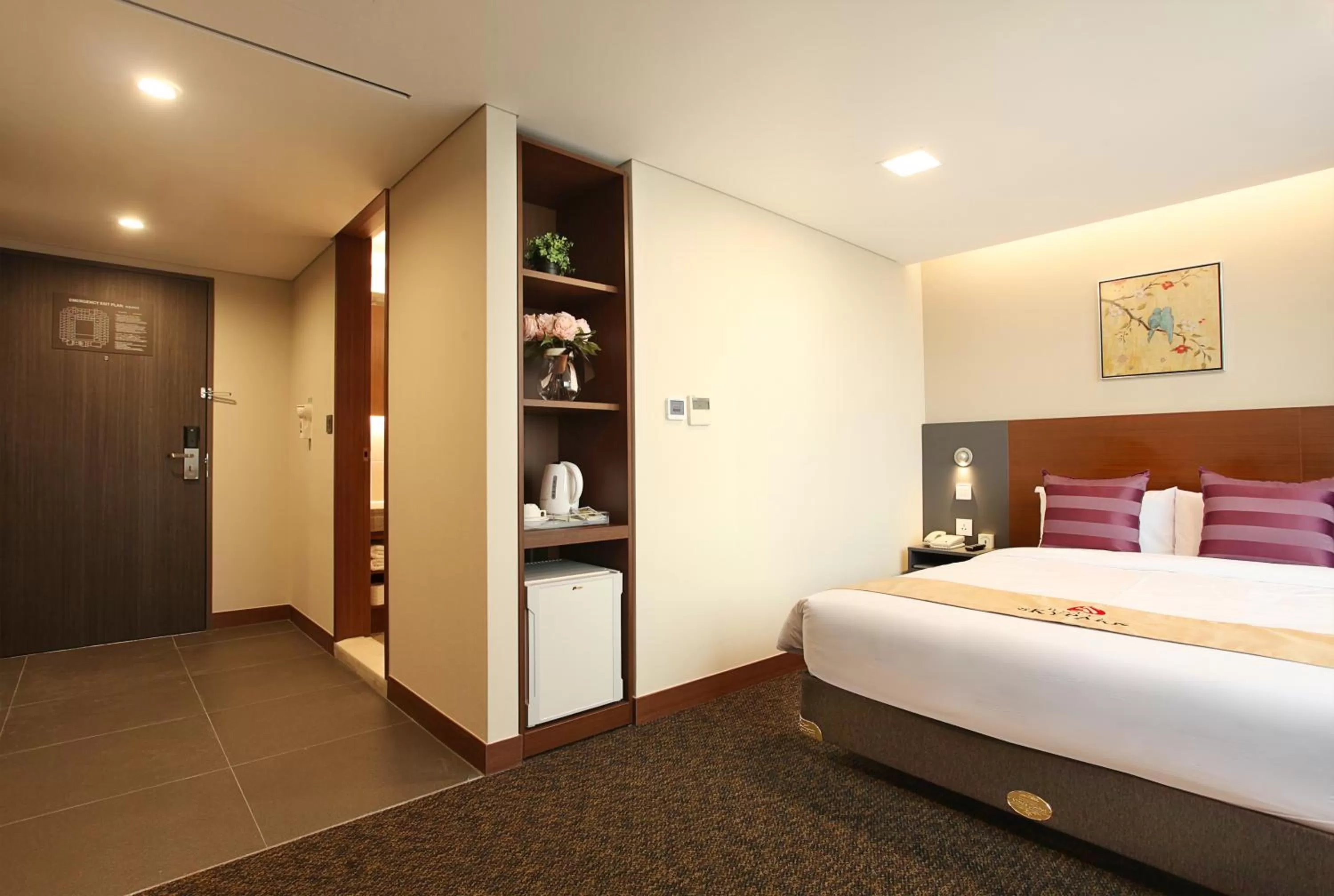 Bedroom, Bed in Hotel Skypark Kingstown Dongdaemun