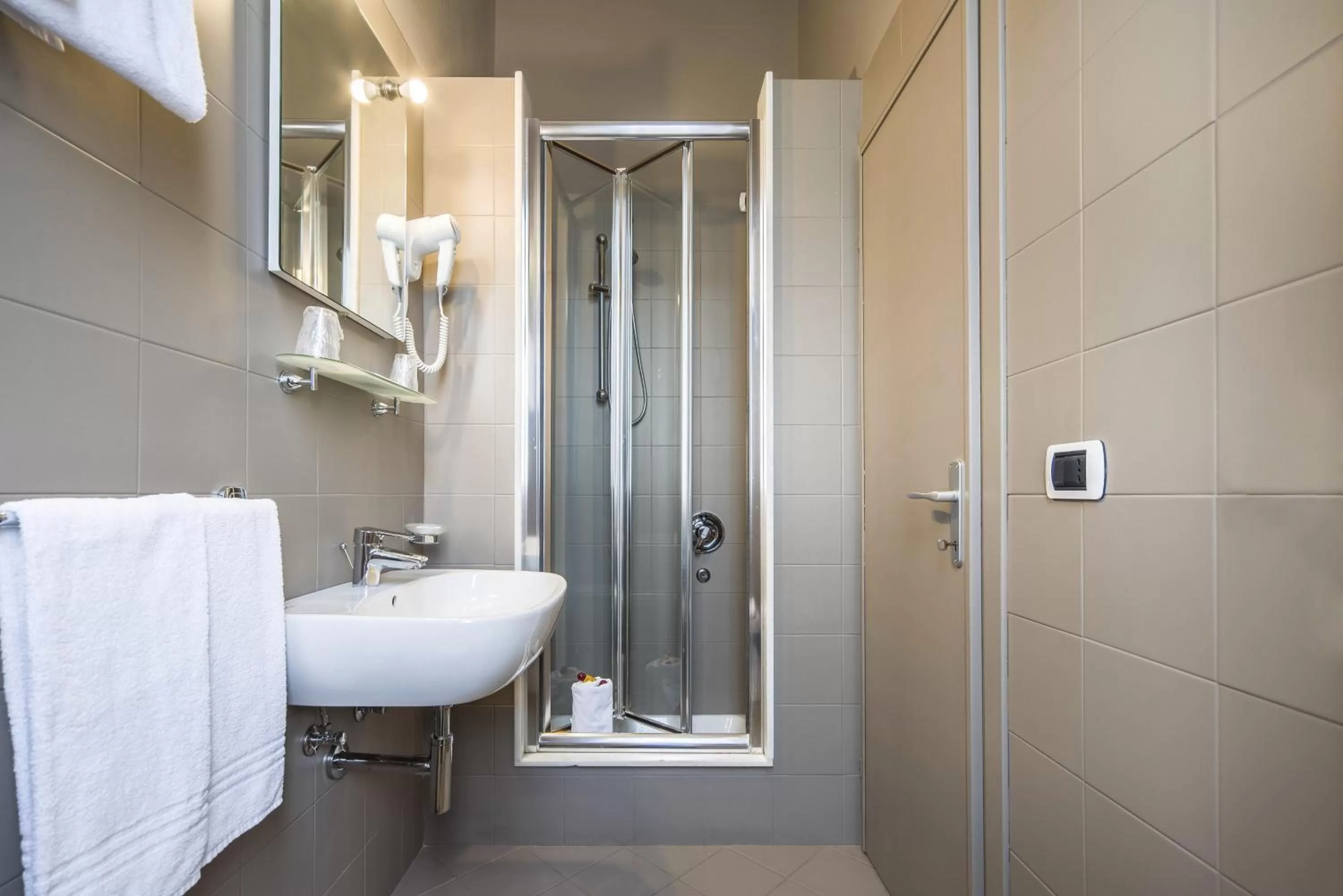 Superior Single Room in Hotel Est Piombino