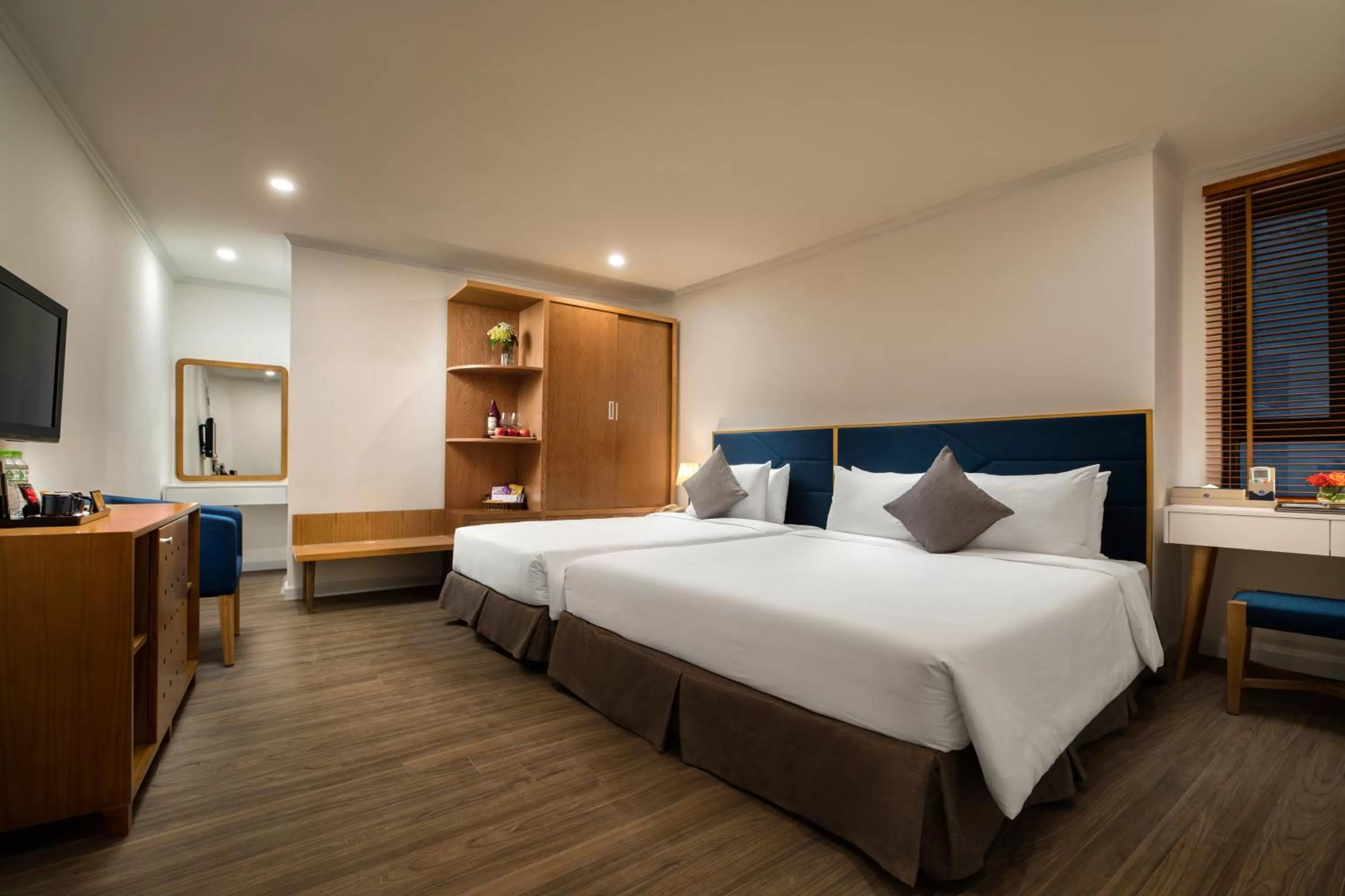 Photo of the whole room, Bed in Hanoi Backpackers Hostel & Rooftop bar