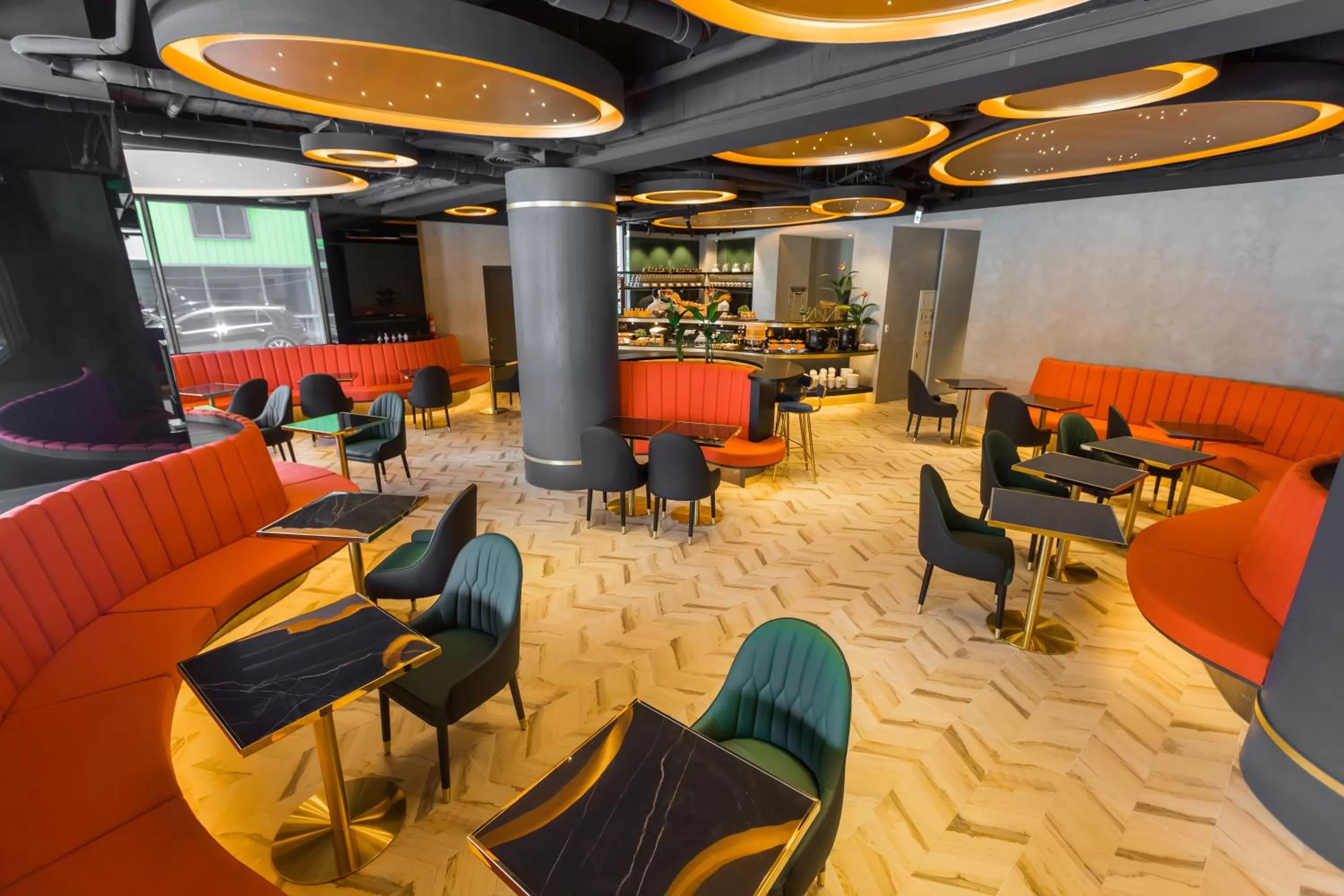 Breakfast in Q21 Hotel