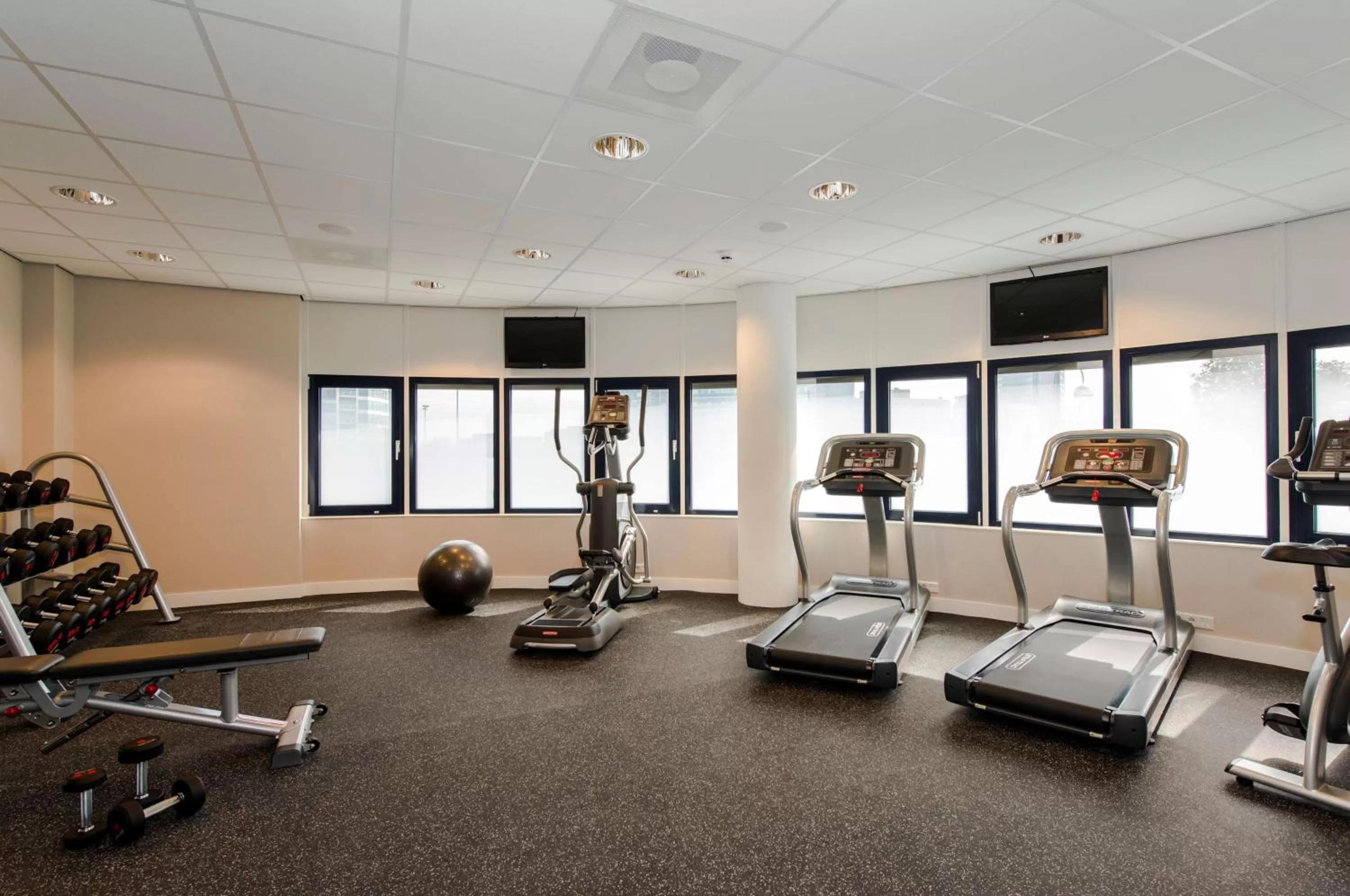 Fitness centre/facilities in Hampton by Hilton Amsterdam Airport Schiphol