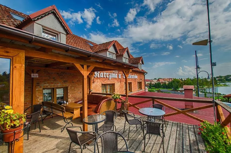 Property building in Karczma u Wallenroda