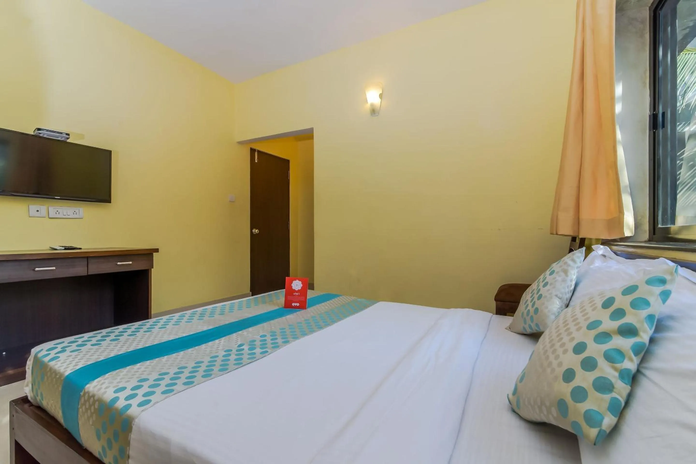 Bedroom, Bed in OYO 4195 Clausil Inn