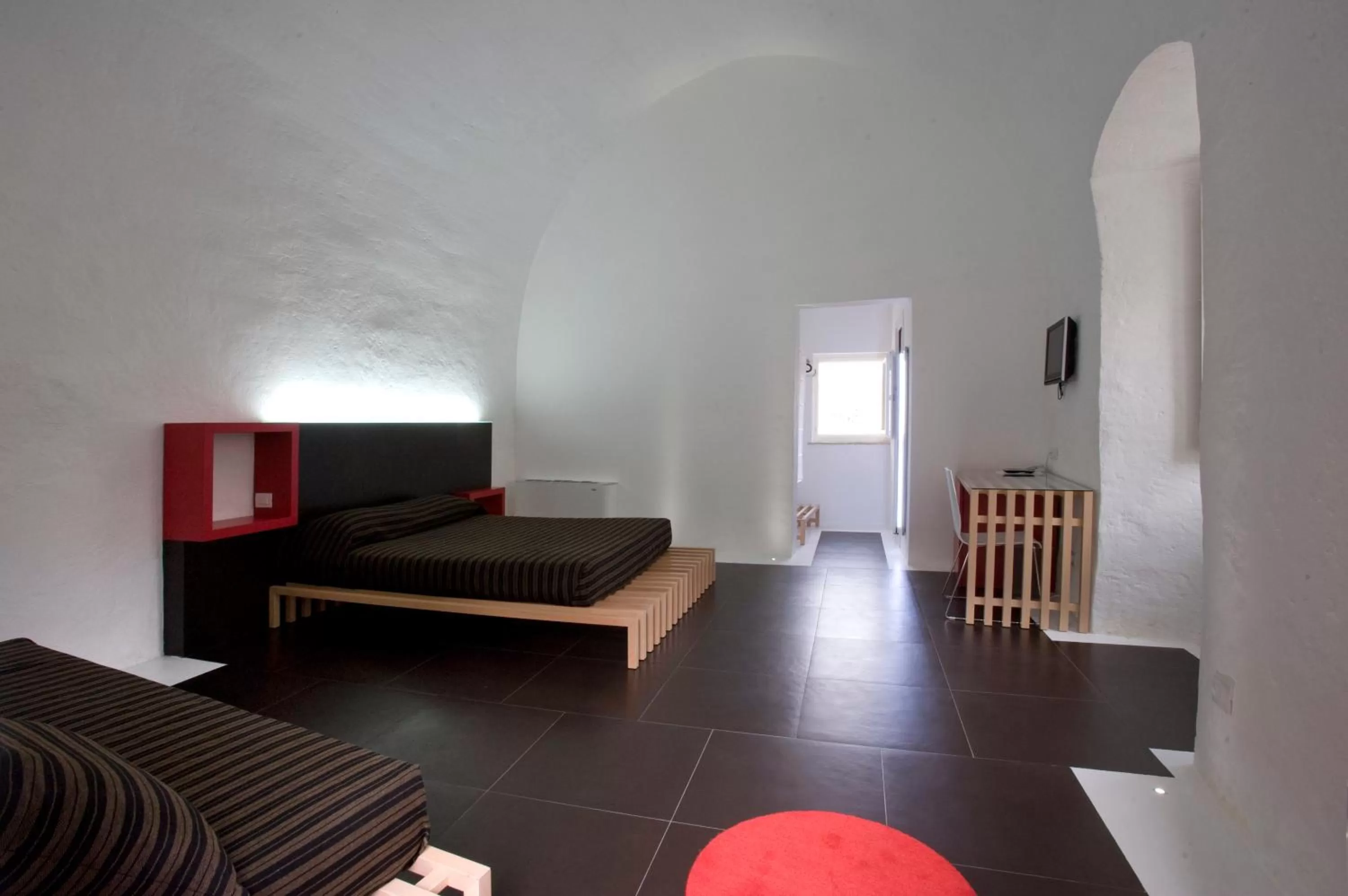 Photo of the whole room, Bed in Basiliani Hotel