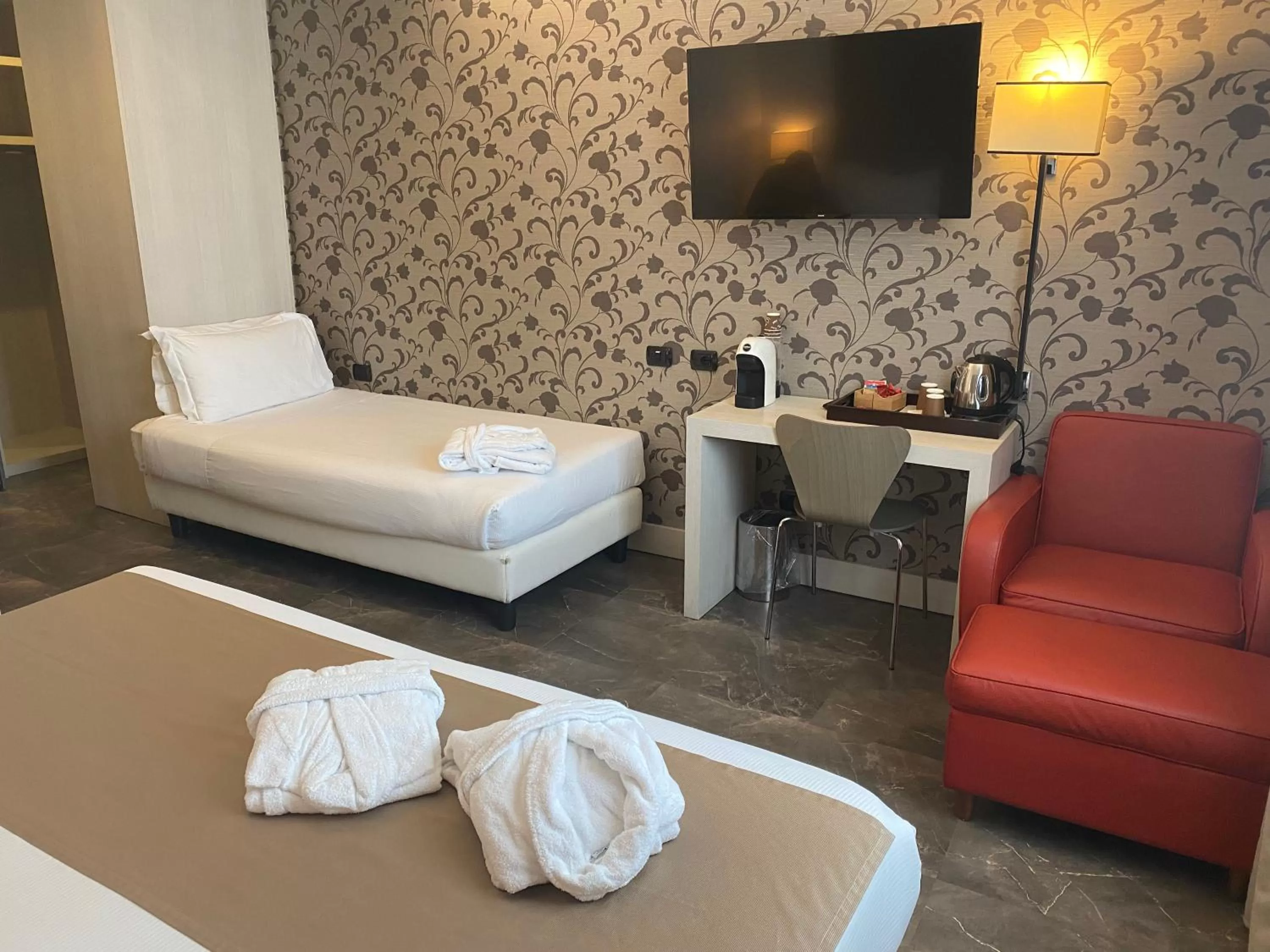 Bedroom, Bed in Klima Hotel Milano Fiere