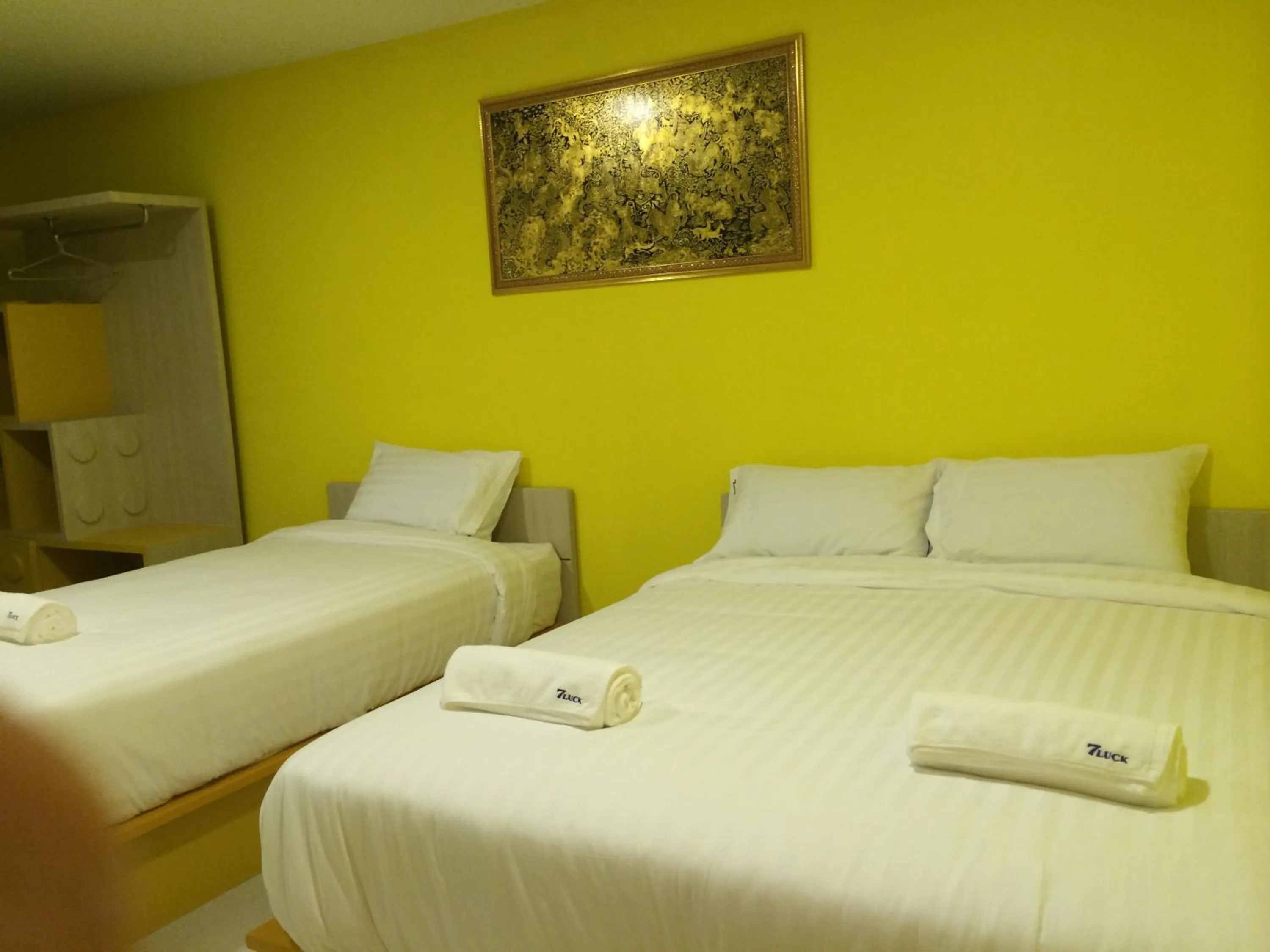 Bed in The Seven Luck