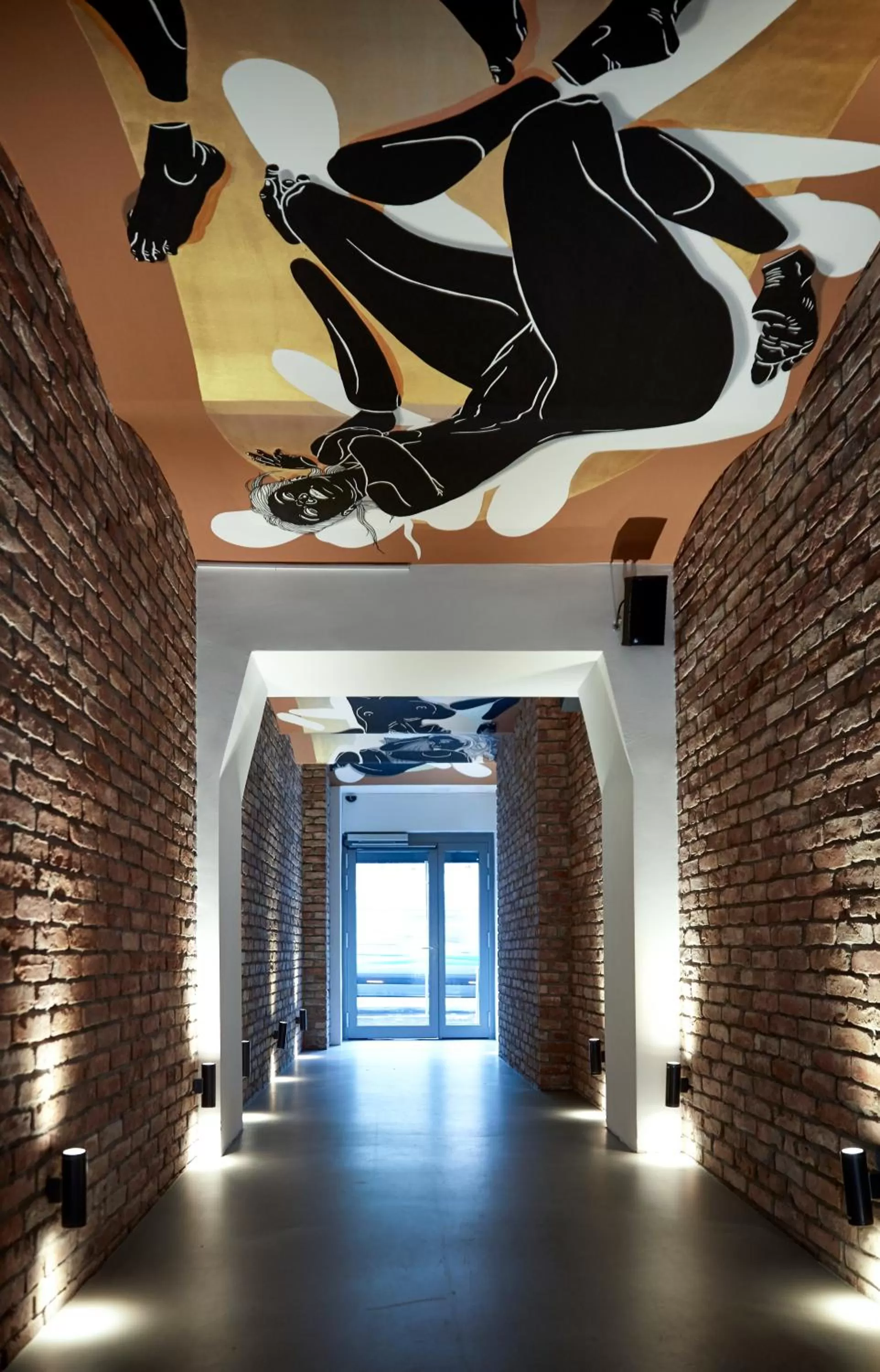 Facade/entrance in Sir Savigny Hotel, part of Sircle Collection