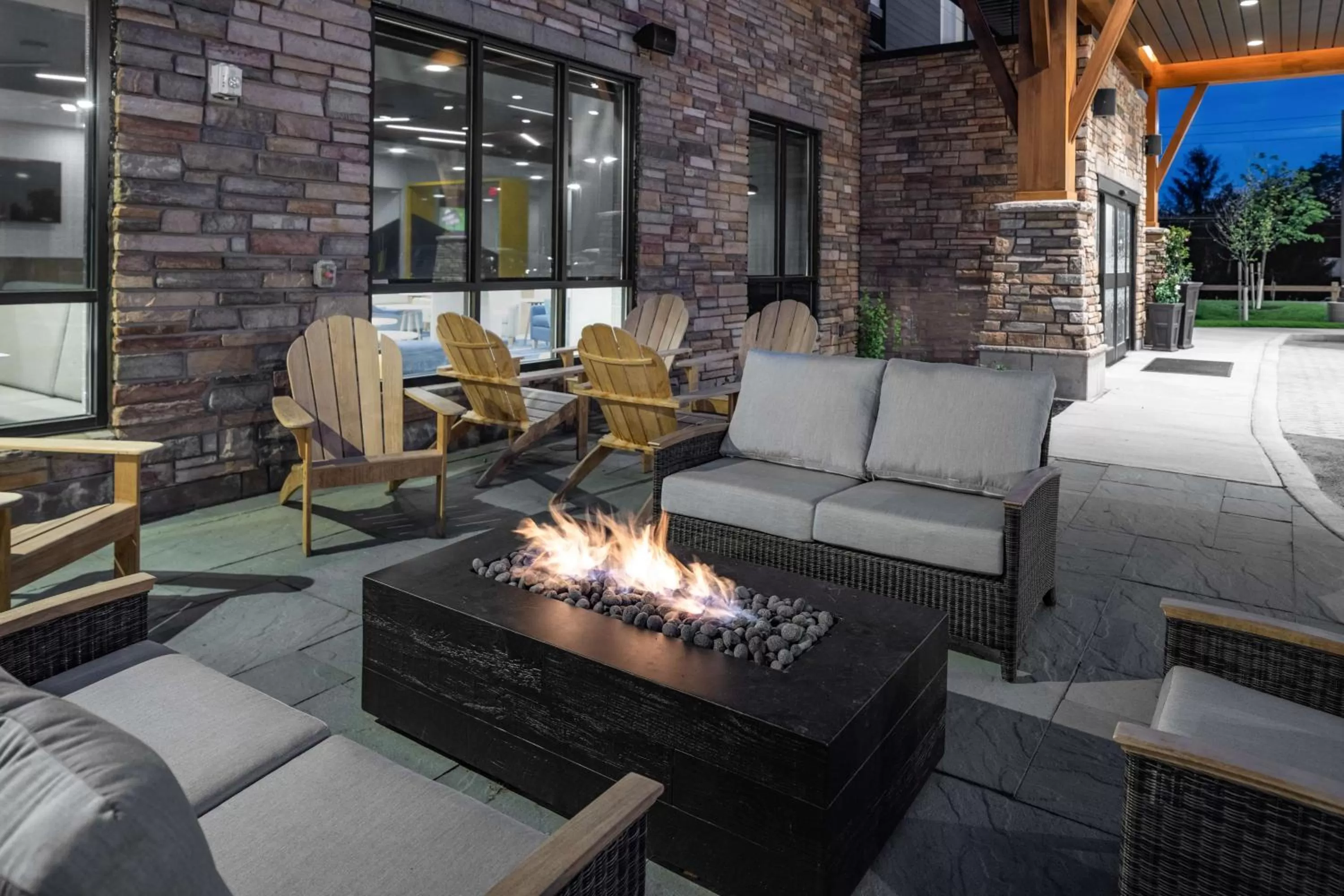 Patio in Hampton Inn by Hilton Verona at Turning Stone