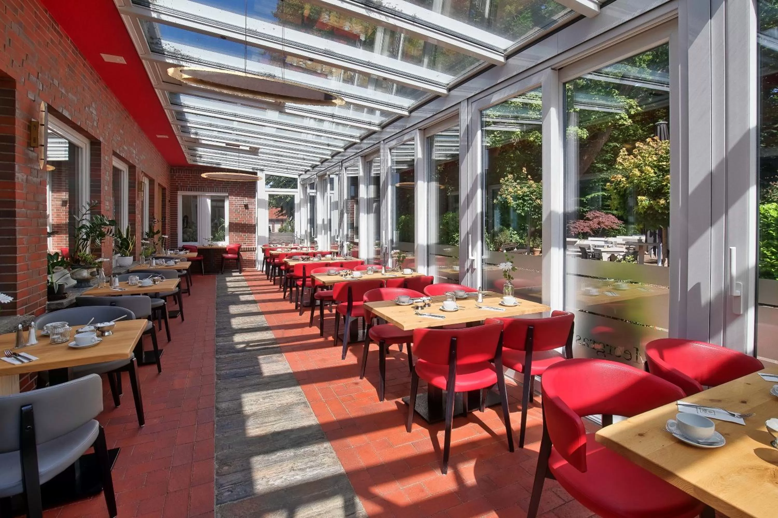 Restaurant/places to eat in Hotel Im Schützenhof, Jever