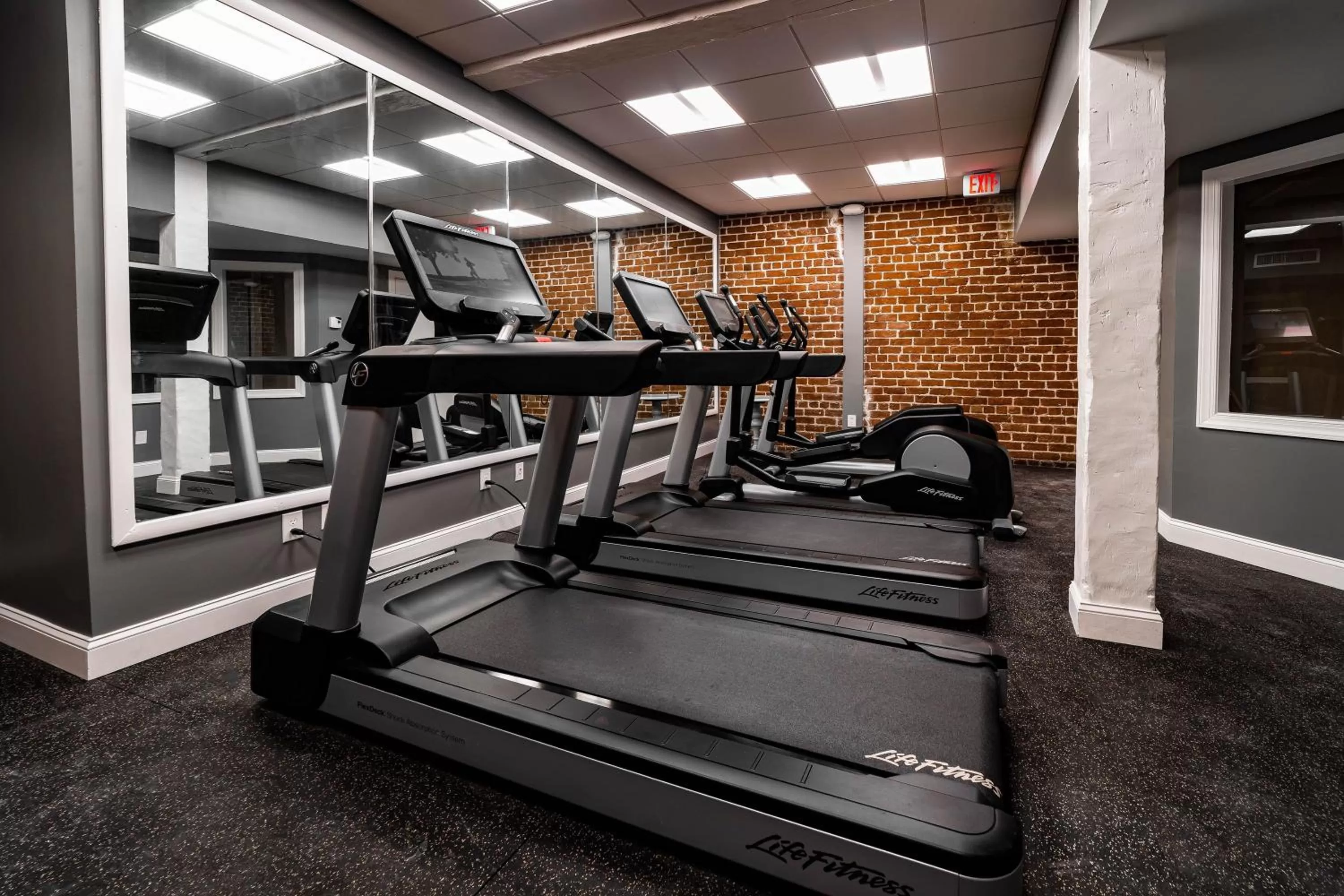 Fitness centre/facilities in River Street Inn