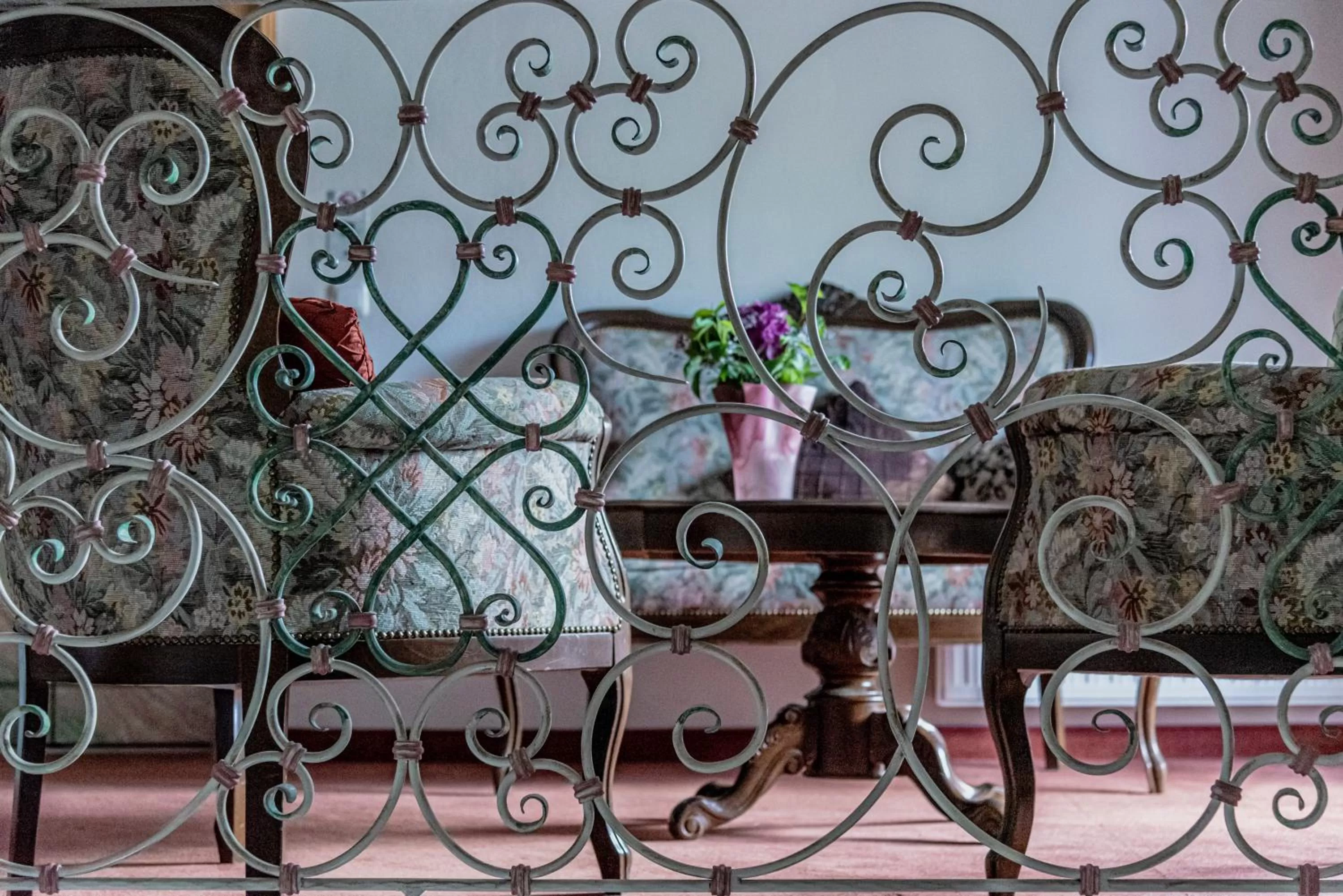 Seating area in Wohlfühlhotel Goiserer Mühle