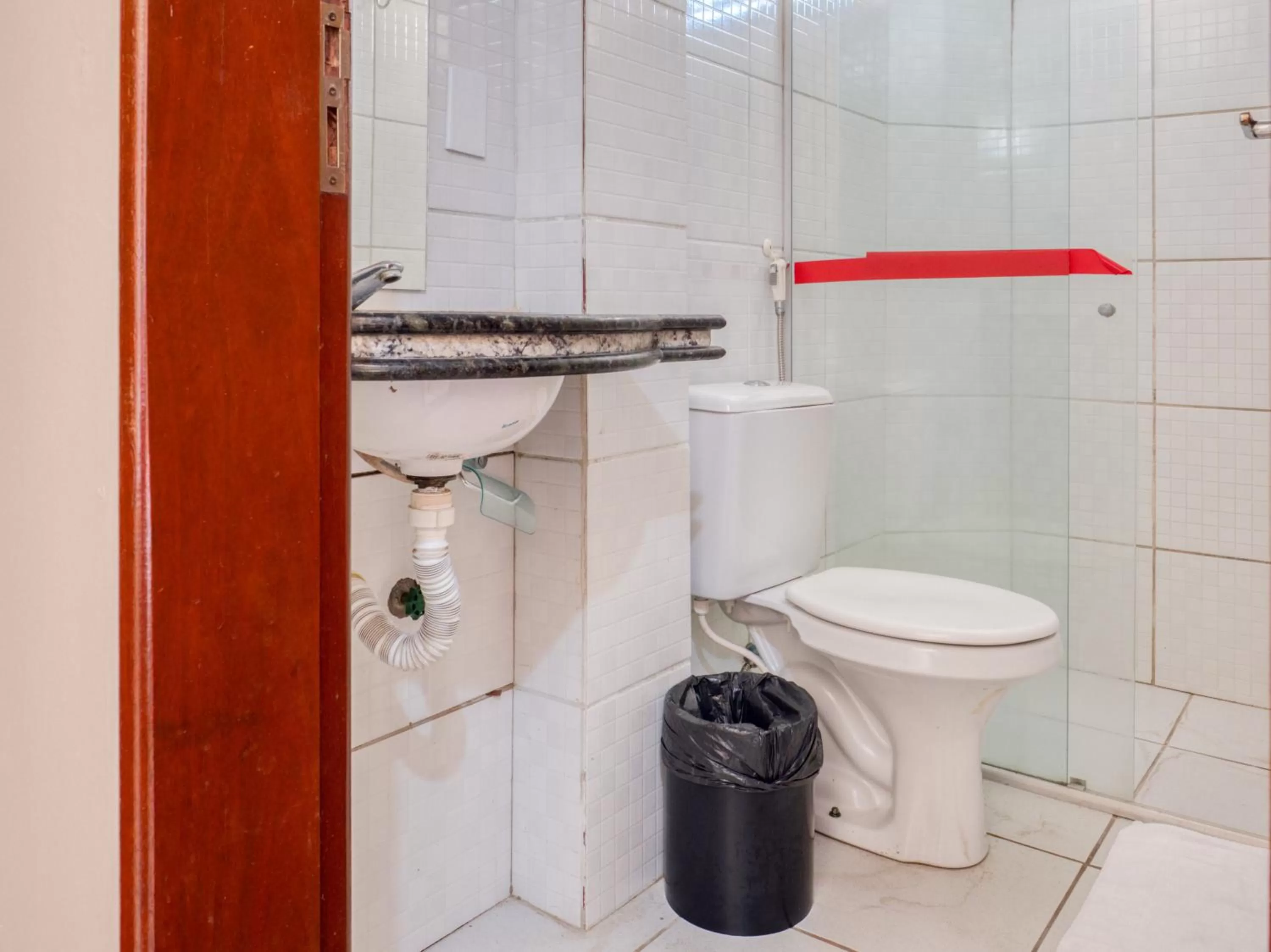 Bathroom in Pousada Ilha Costeira