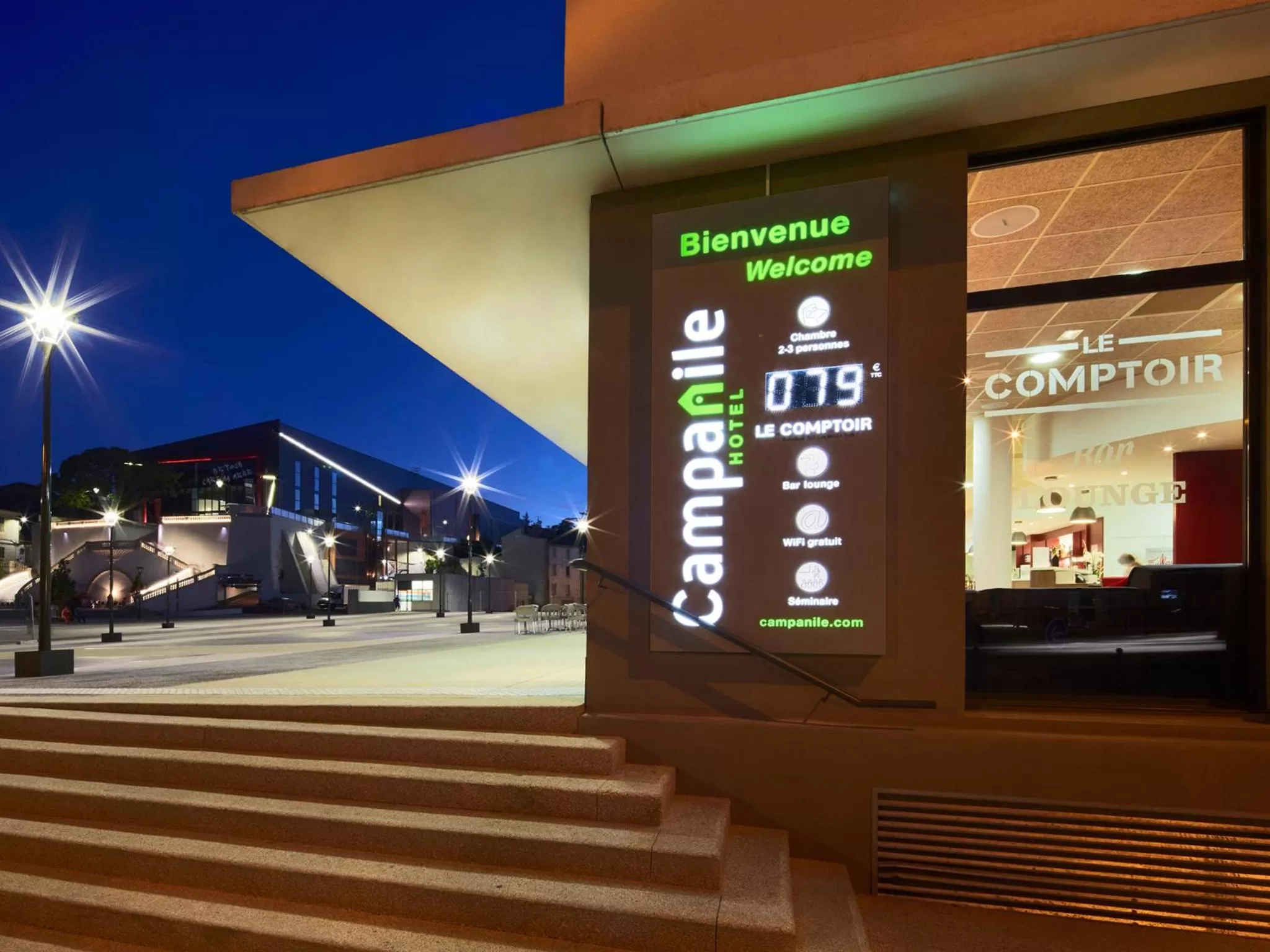 Facade/entrance in Campanile Ales Centre - Cévennes