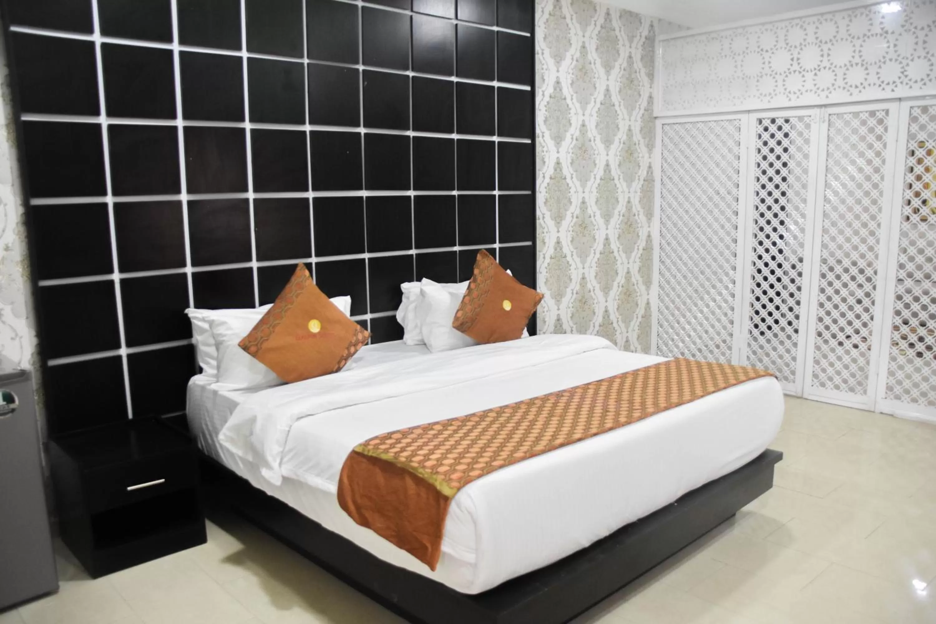 Bed in Galpin Suites