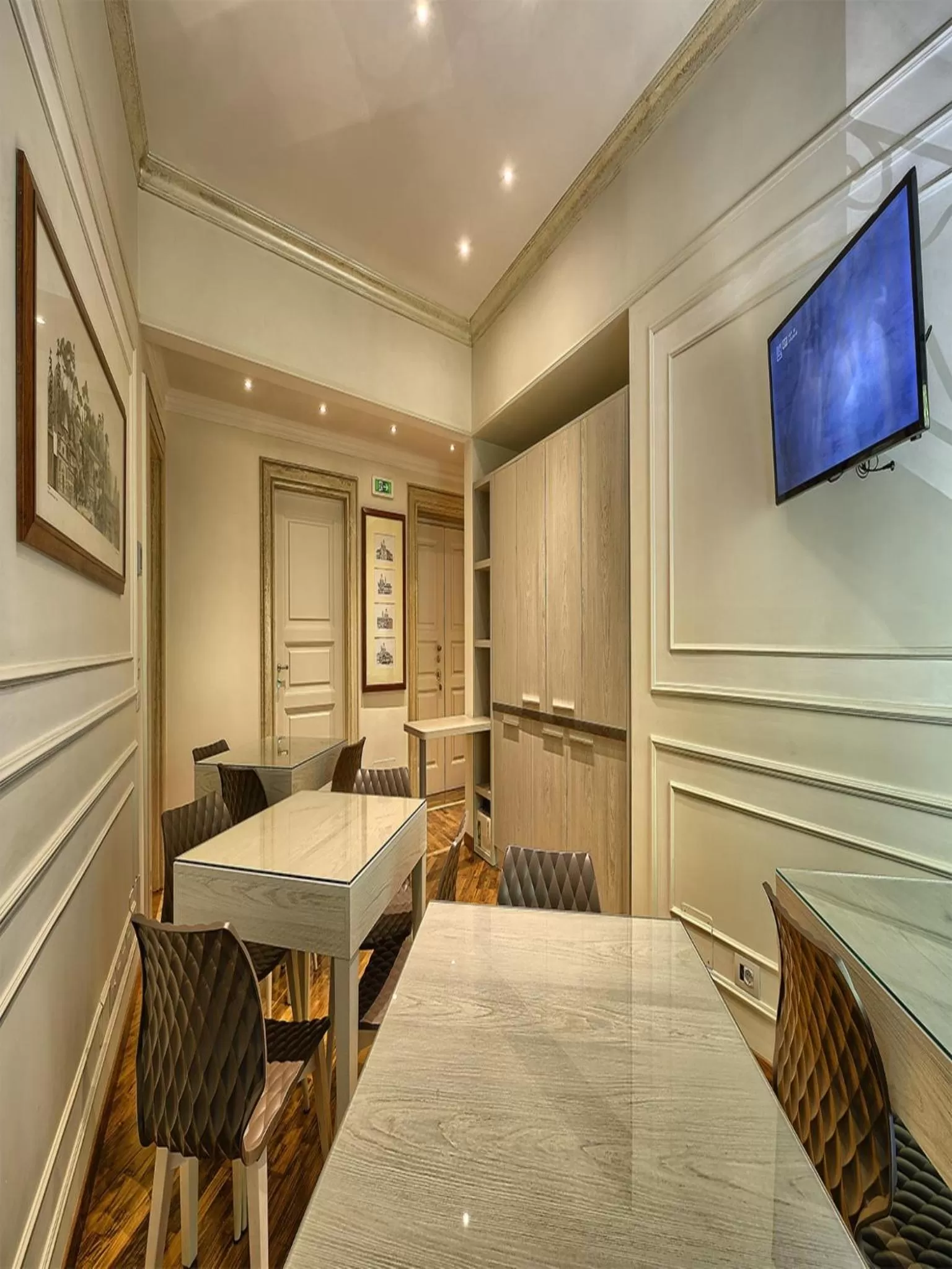 Restaurant/places to eat in Polinari Rooms San Pietro Roma