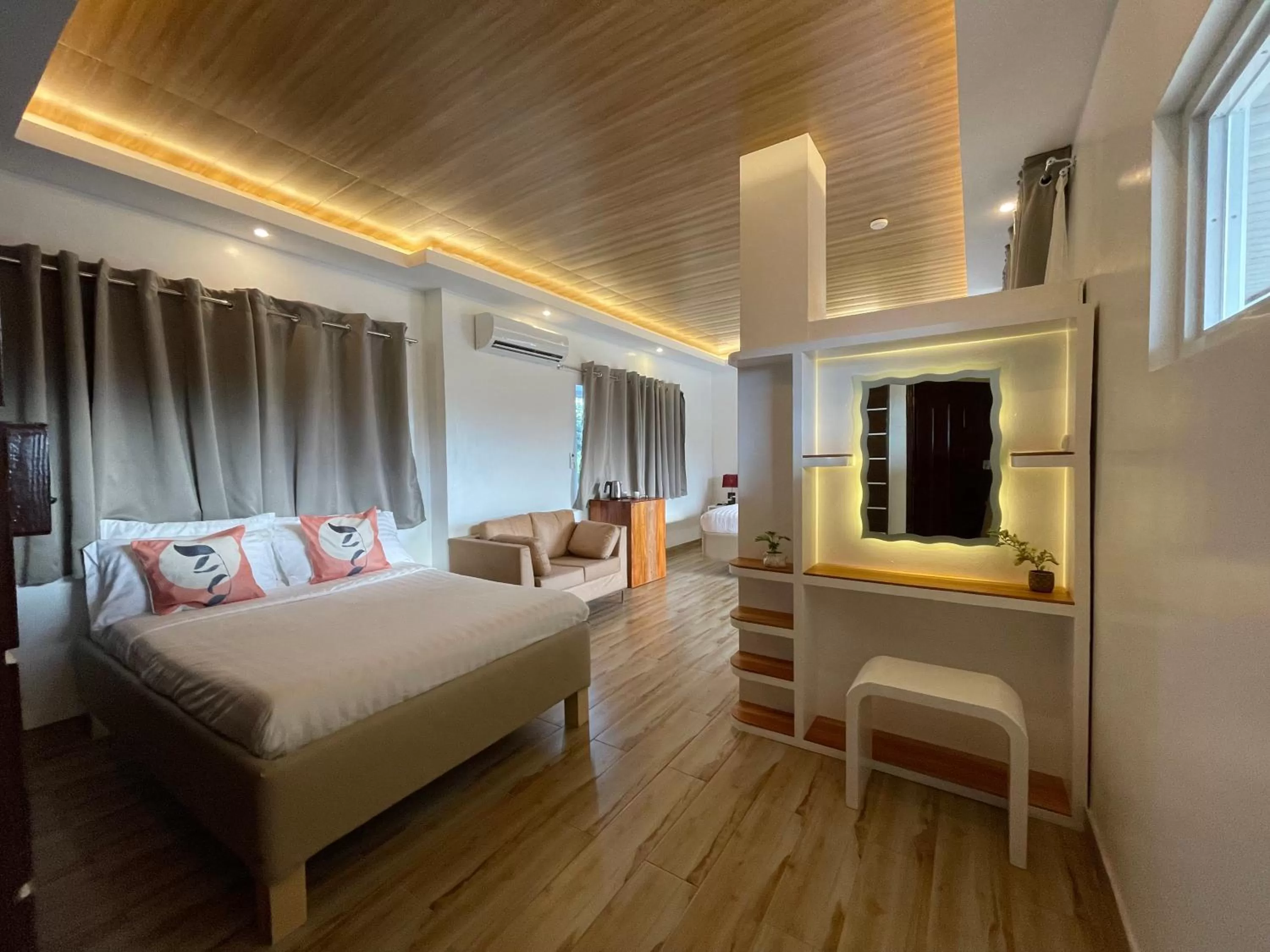 Photo of the whole room, Bed in Bella Napoli Resort & Resto