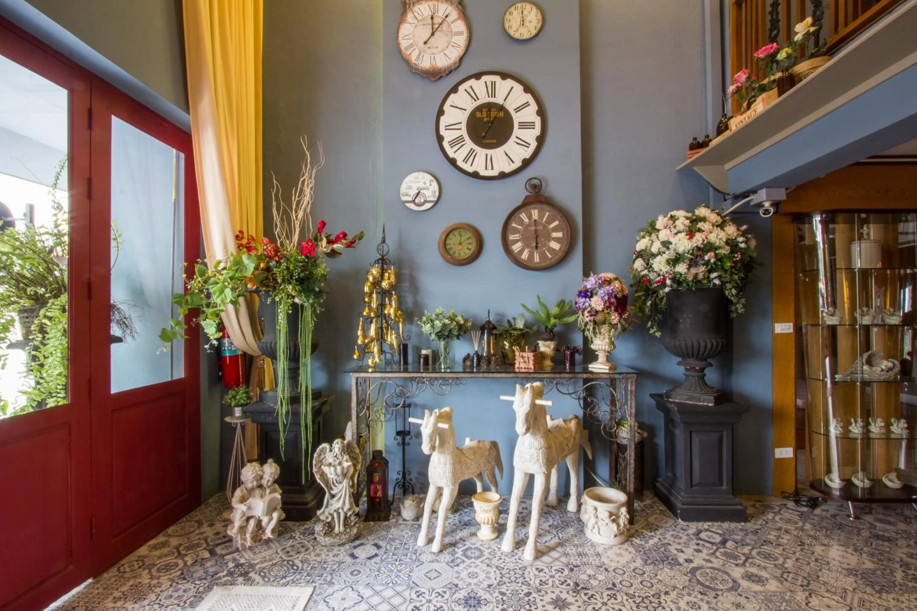 Lobby or reception in At Ease Bijou